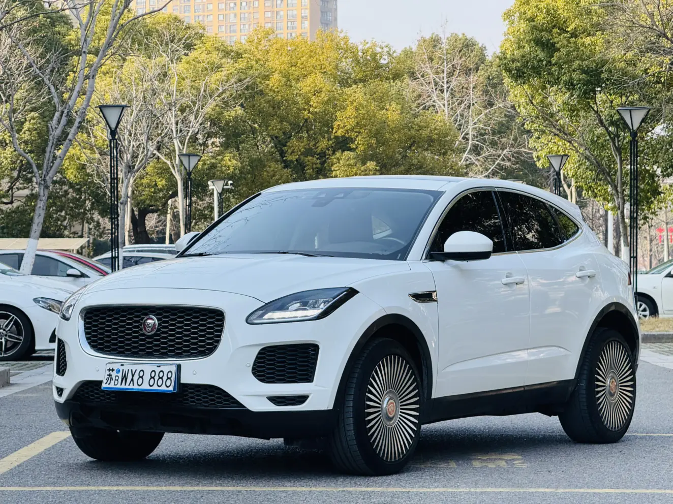 Jaguar E-PACE  из Китая
