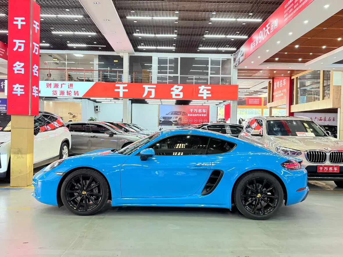 Porsche 718