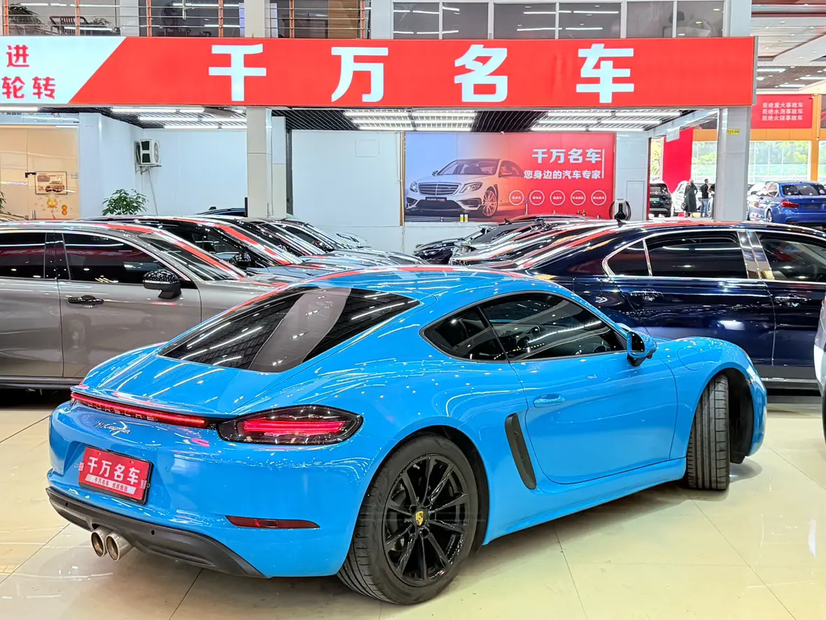 Porsche 718