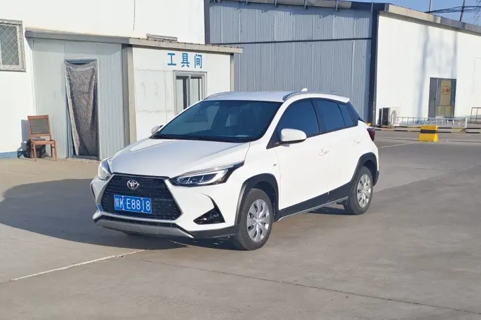 Toyota Yaris L  из Китая