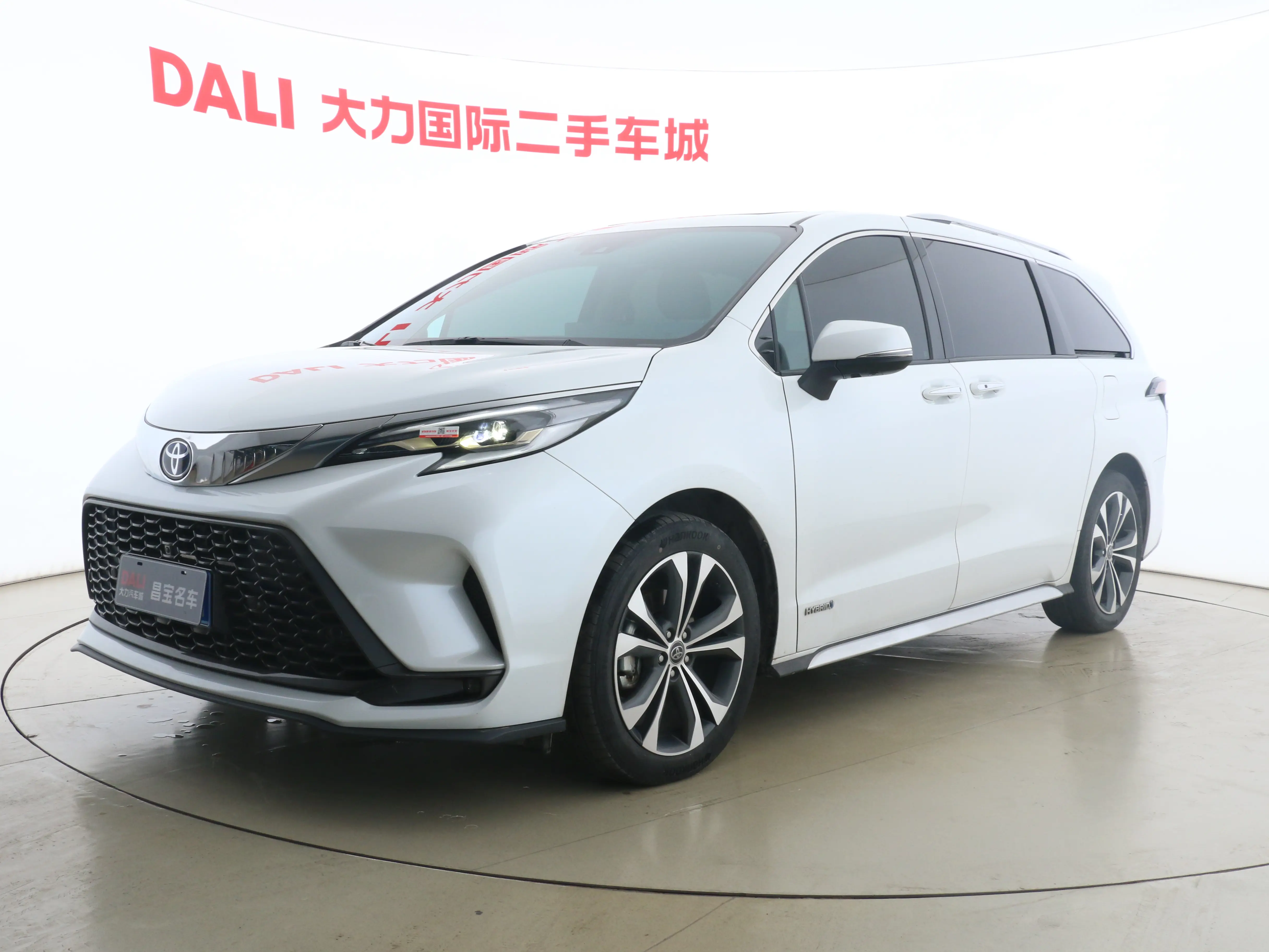 Toyota Granvia  из Китая