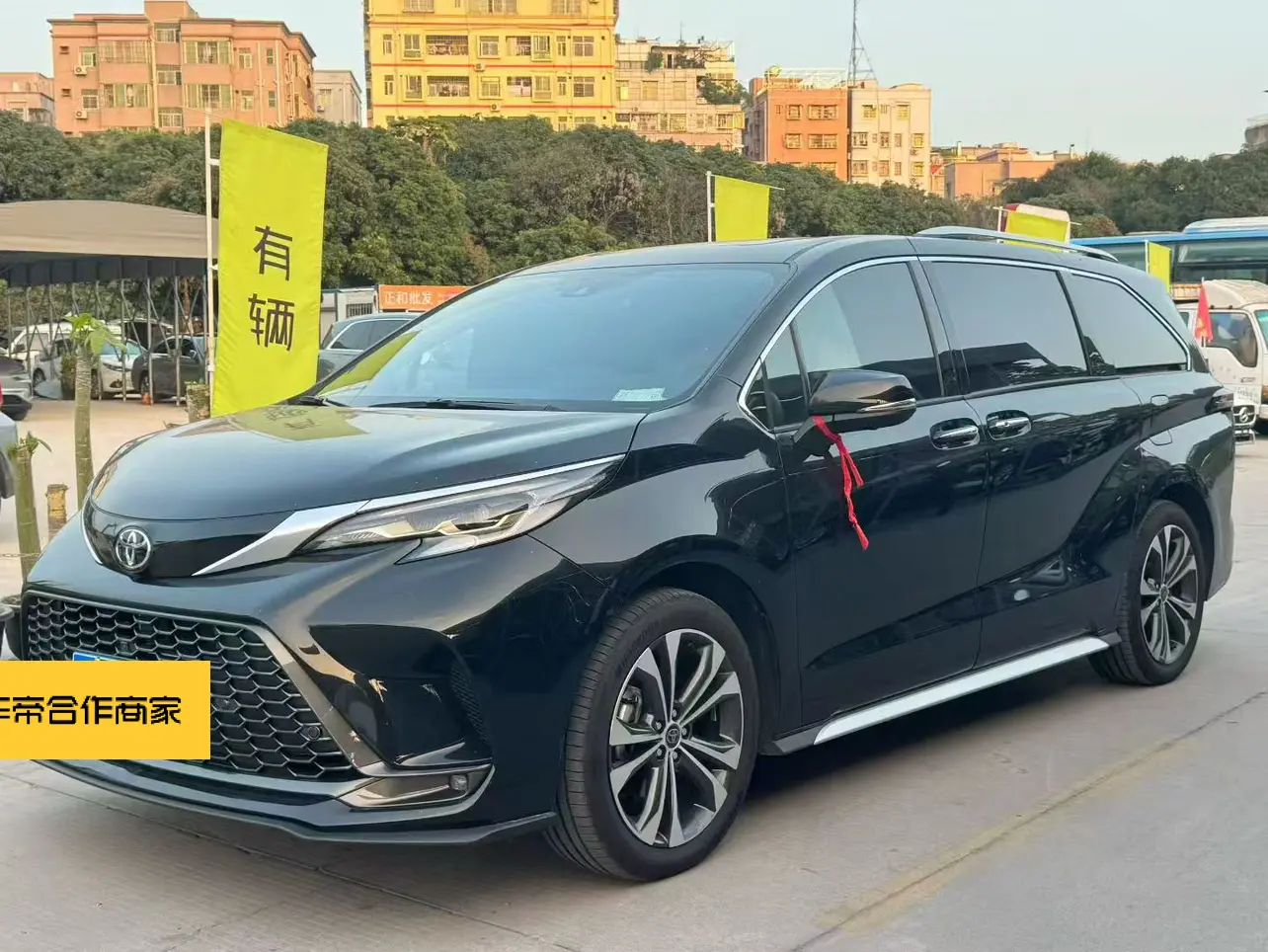 Toyota Granvia  из Китая