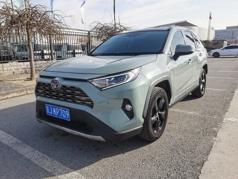 Toyota RAV4  из Китая