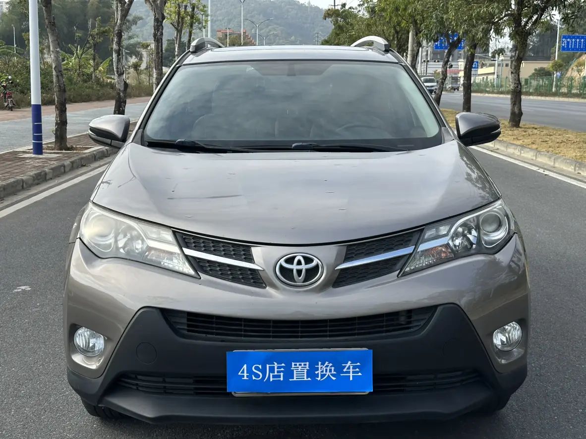 Toyota RAV4  из Китая