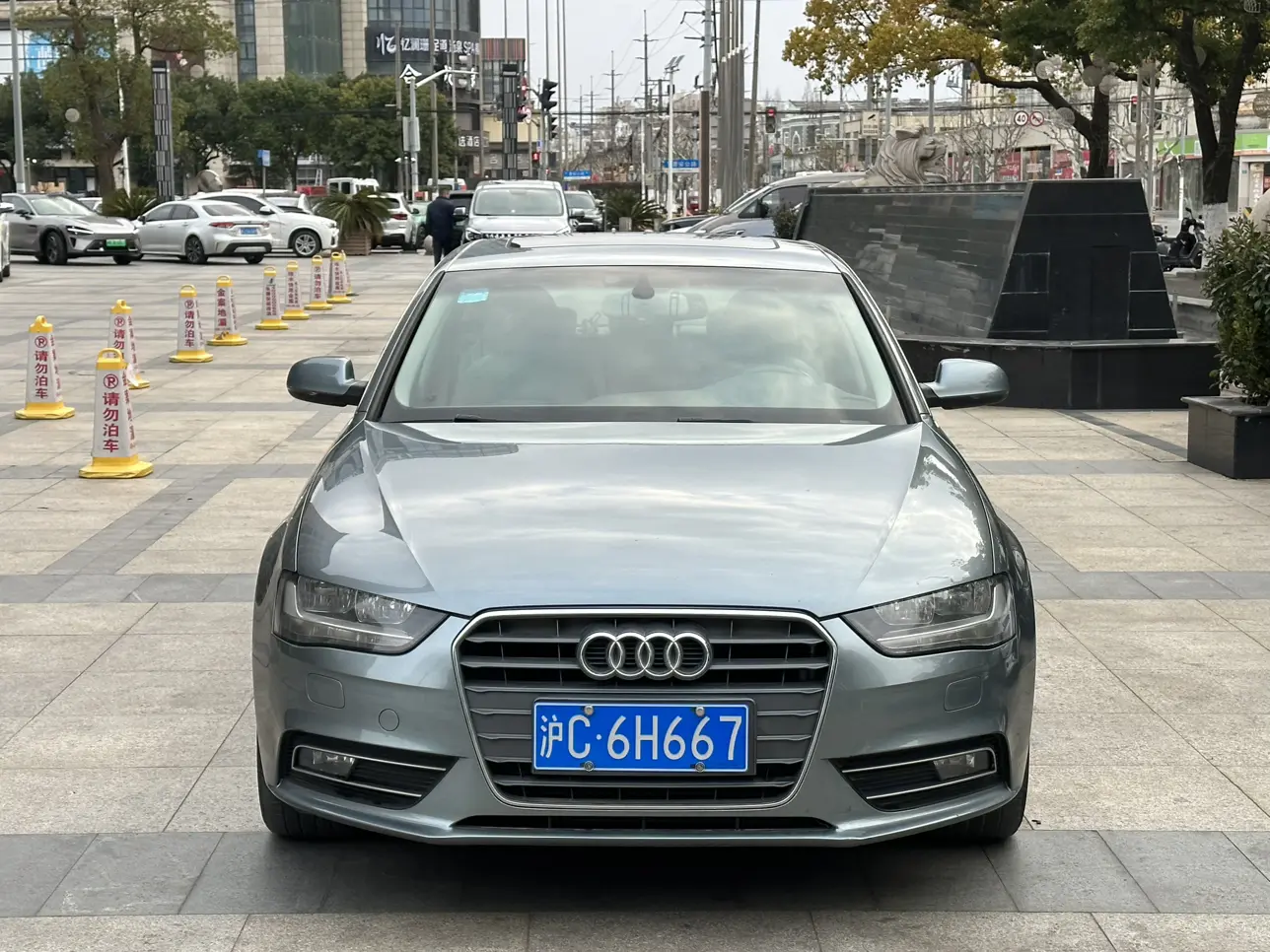 Audi A4L  из Китая
