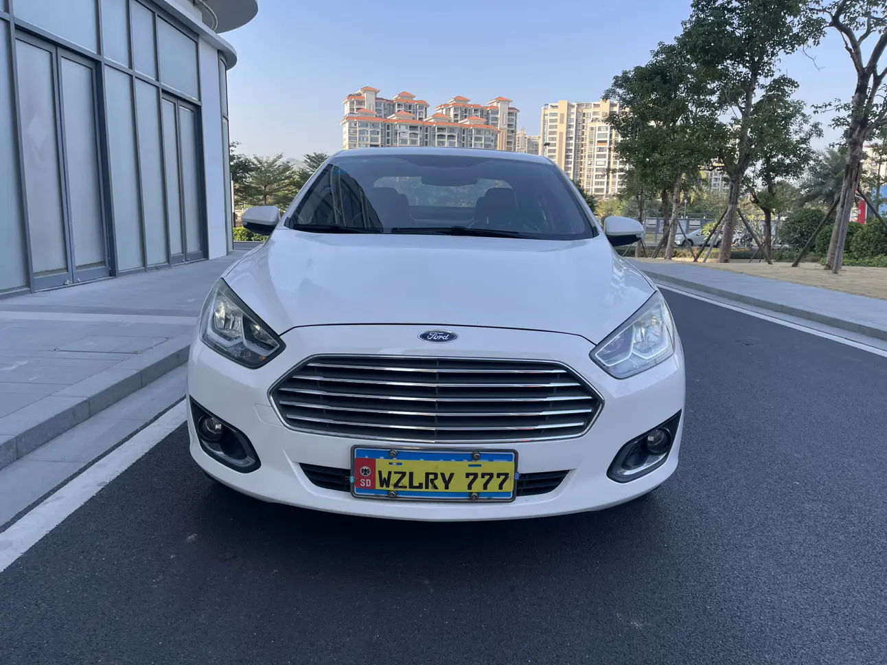 Ford Forrest  из Китая