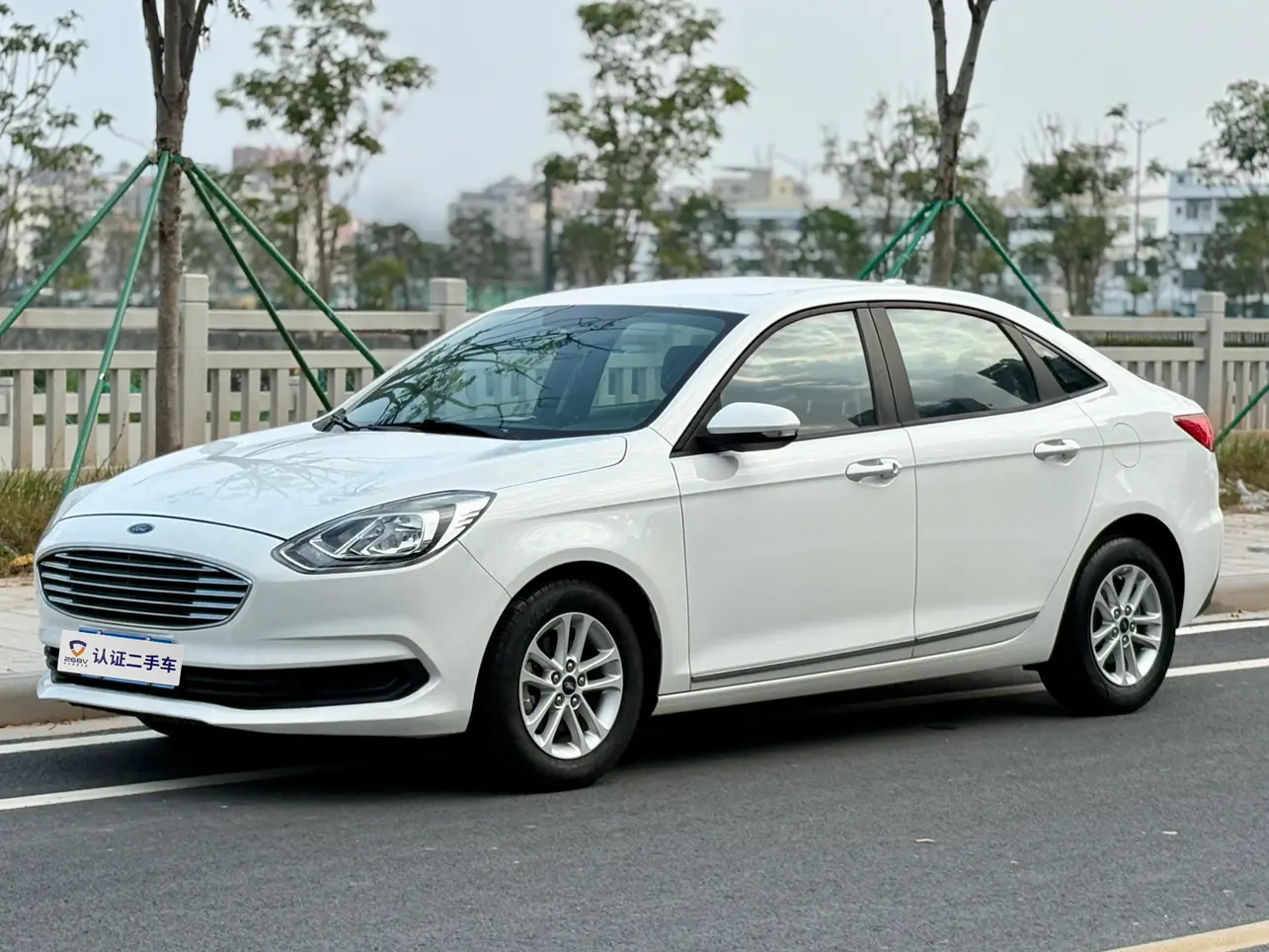 Ford Forrest  из Китая