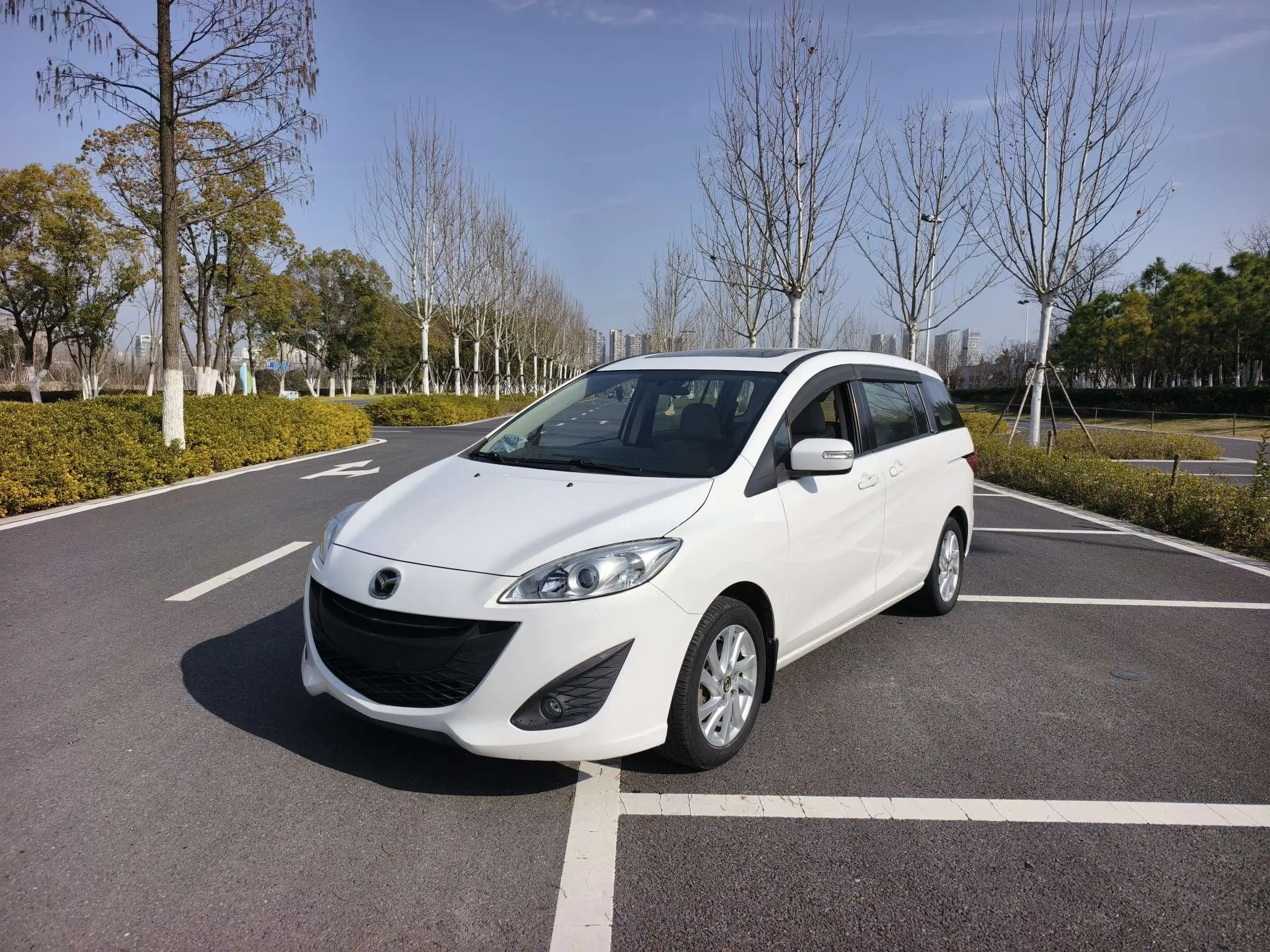 Mazda 5  из Китая