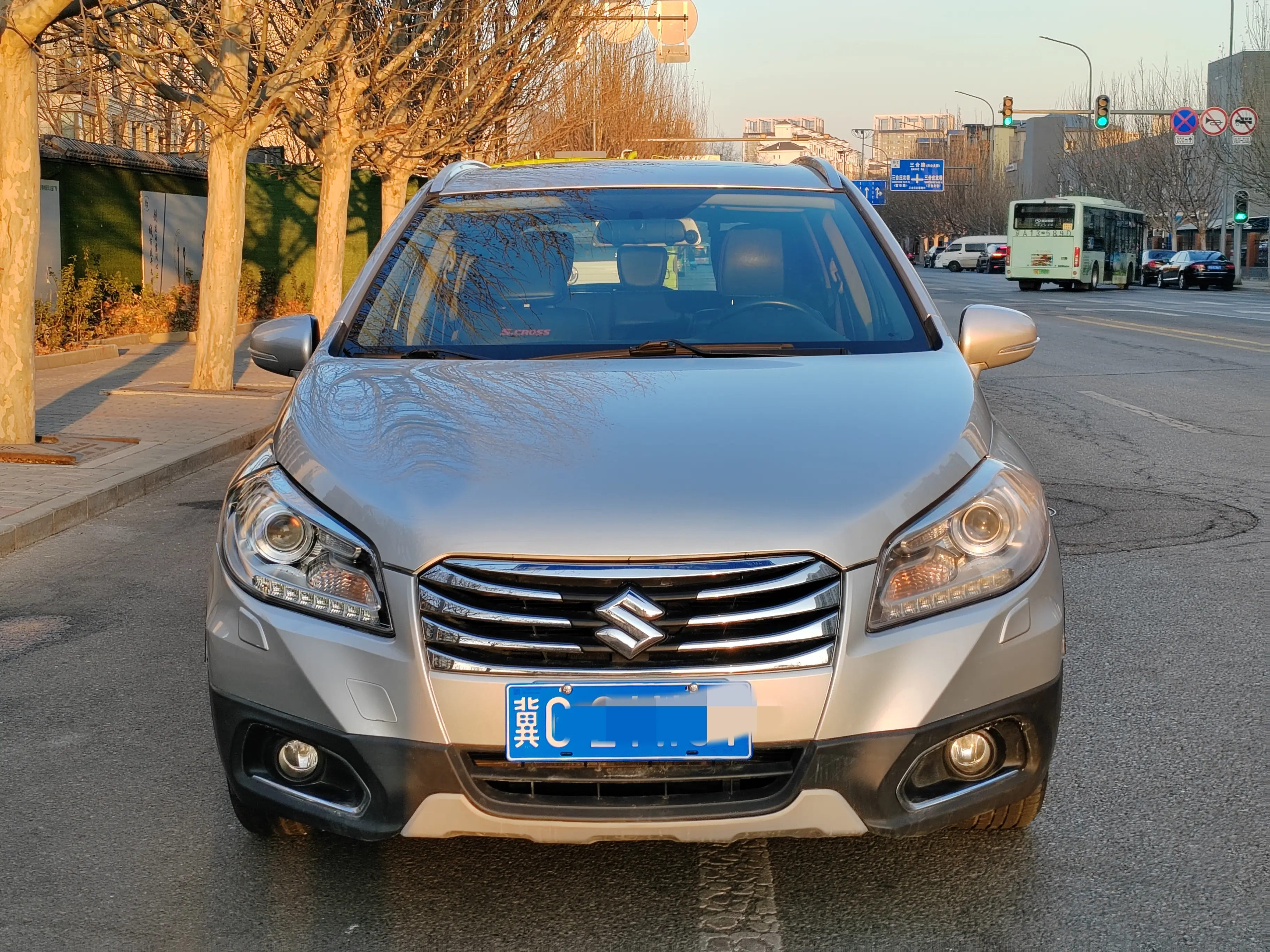 Suzuki Feng Yu  из Китая