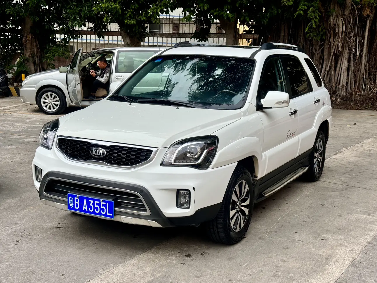 Kia Sportage  из Китая