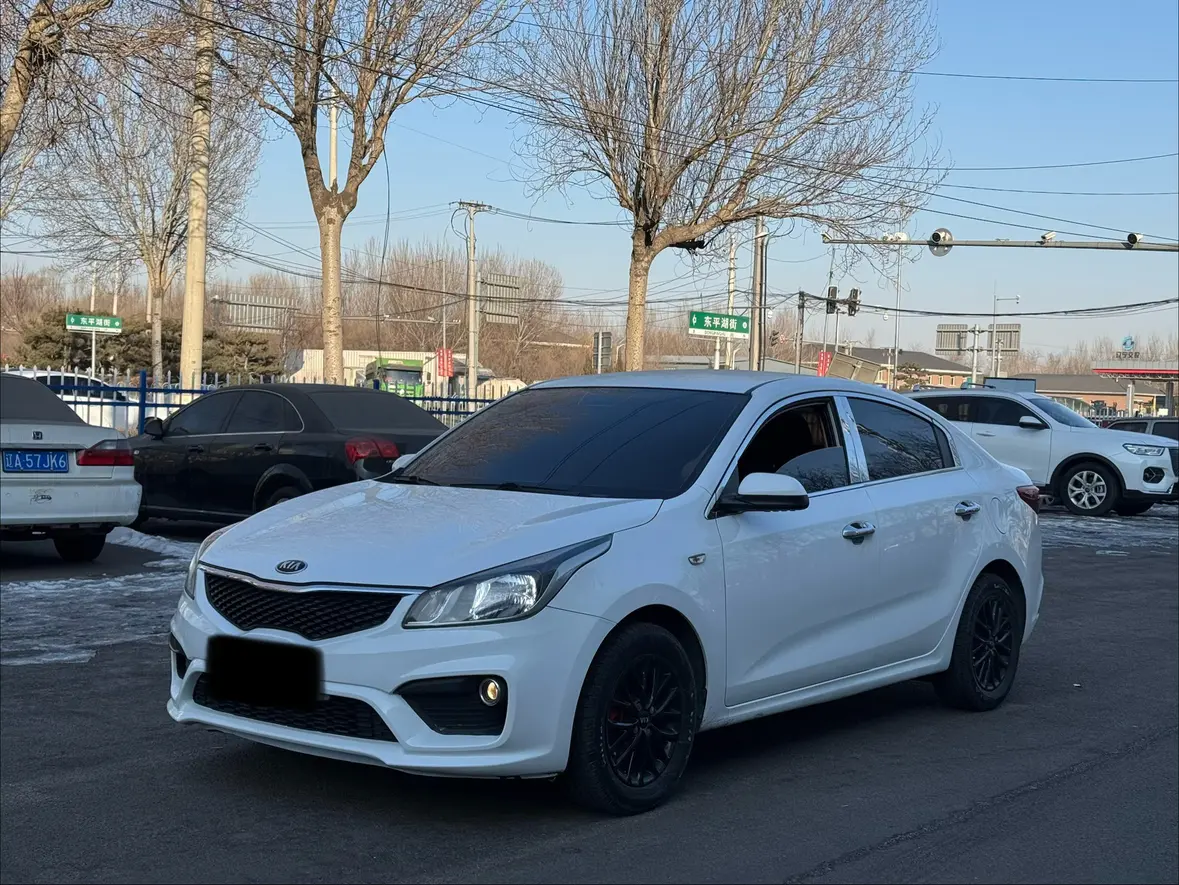 Kia K2  из Китая