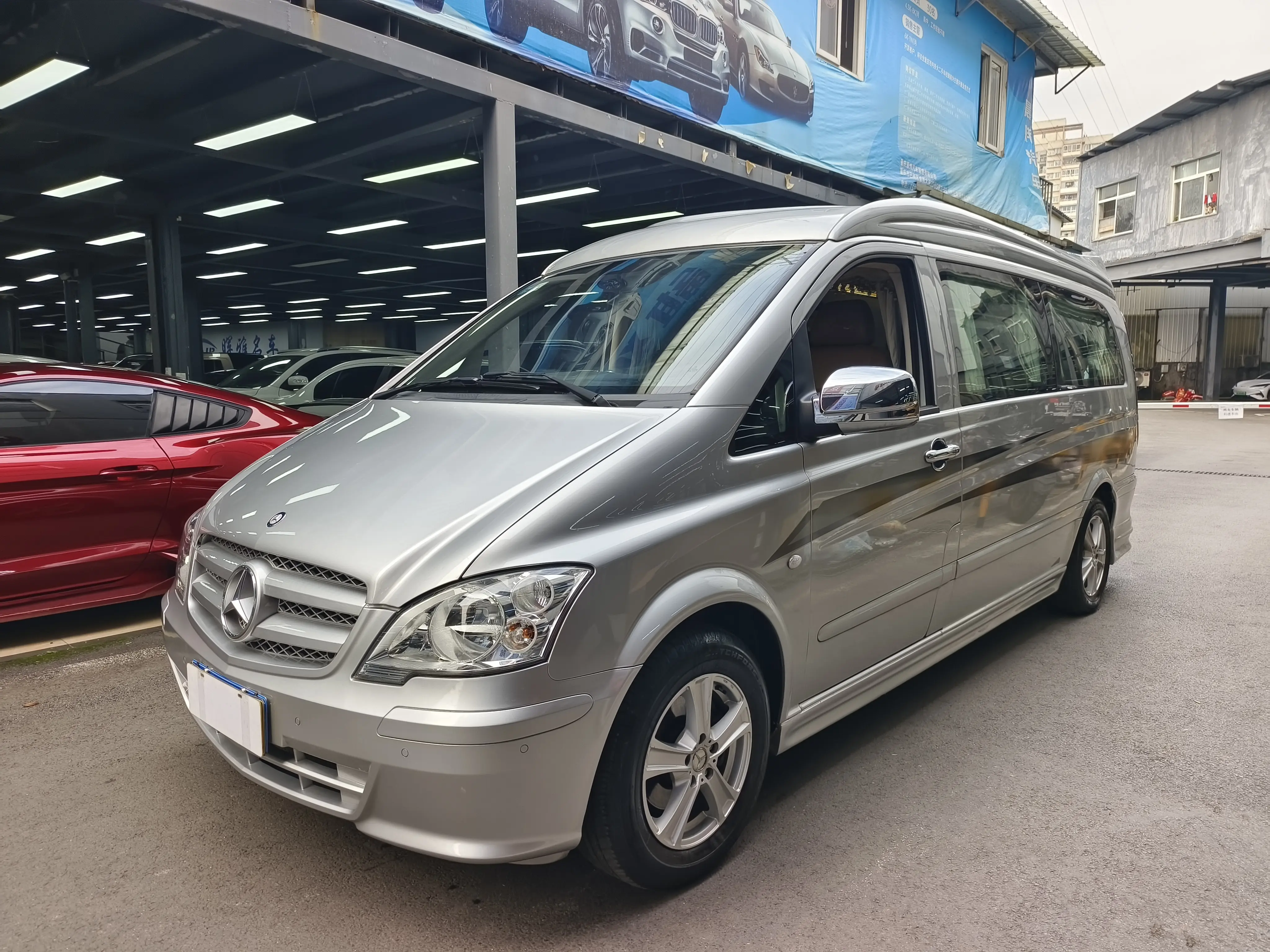 Mercedes-Benz Vito  из Китая