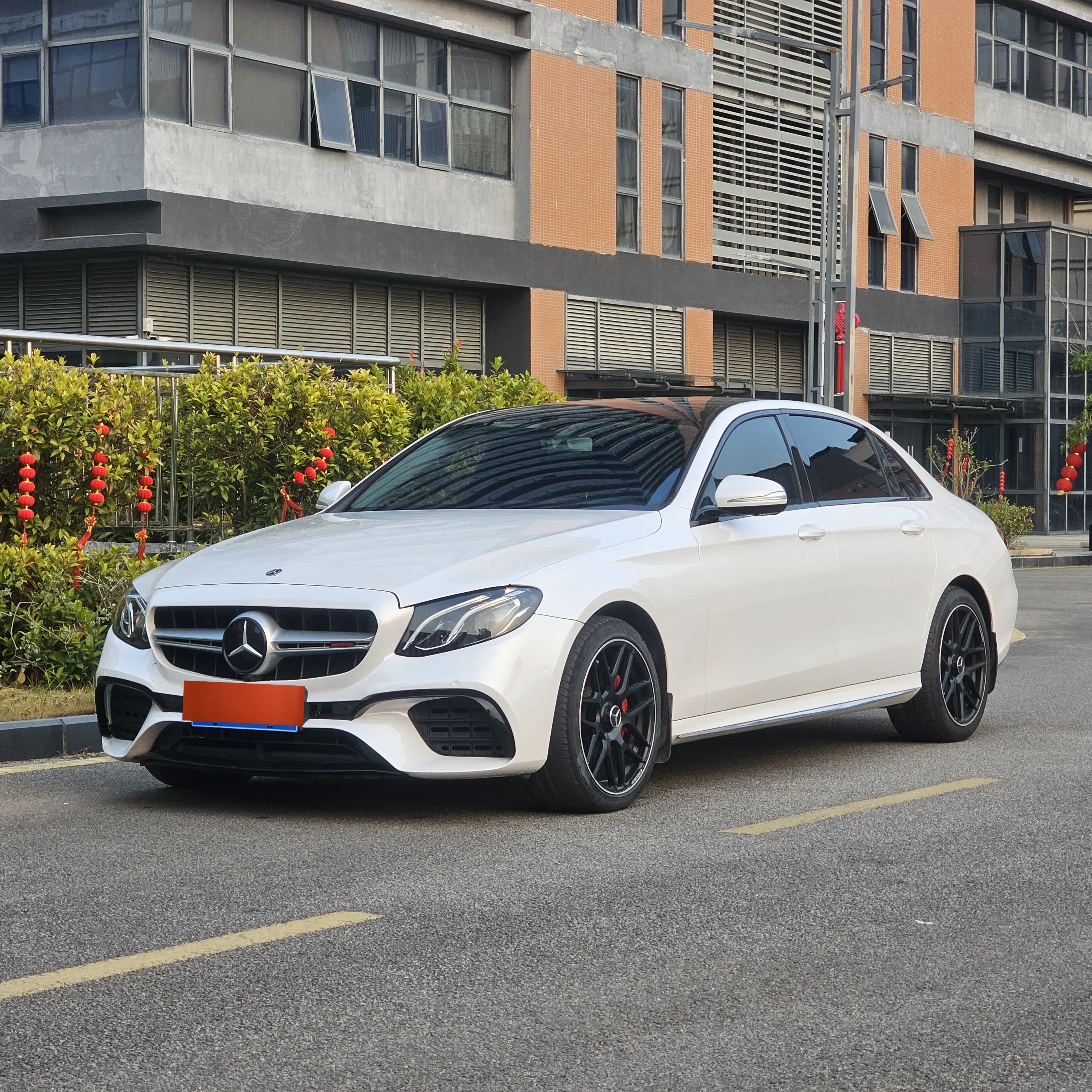 Mercedes-Benz E-Class  из Китая