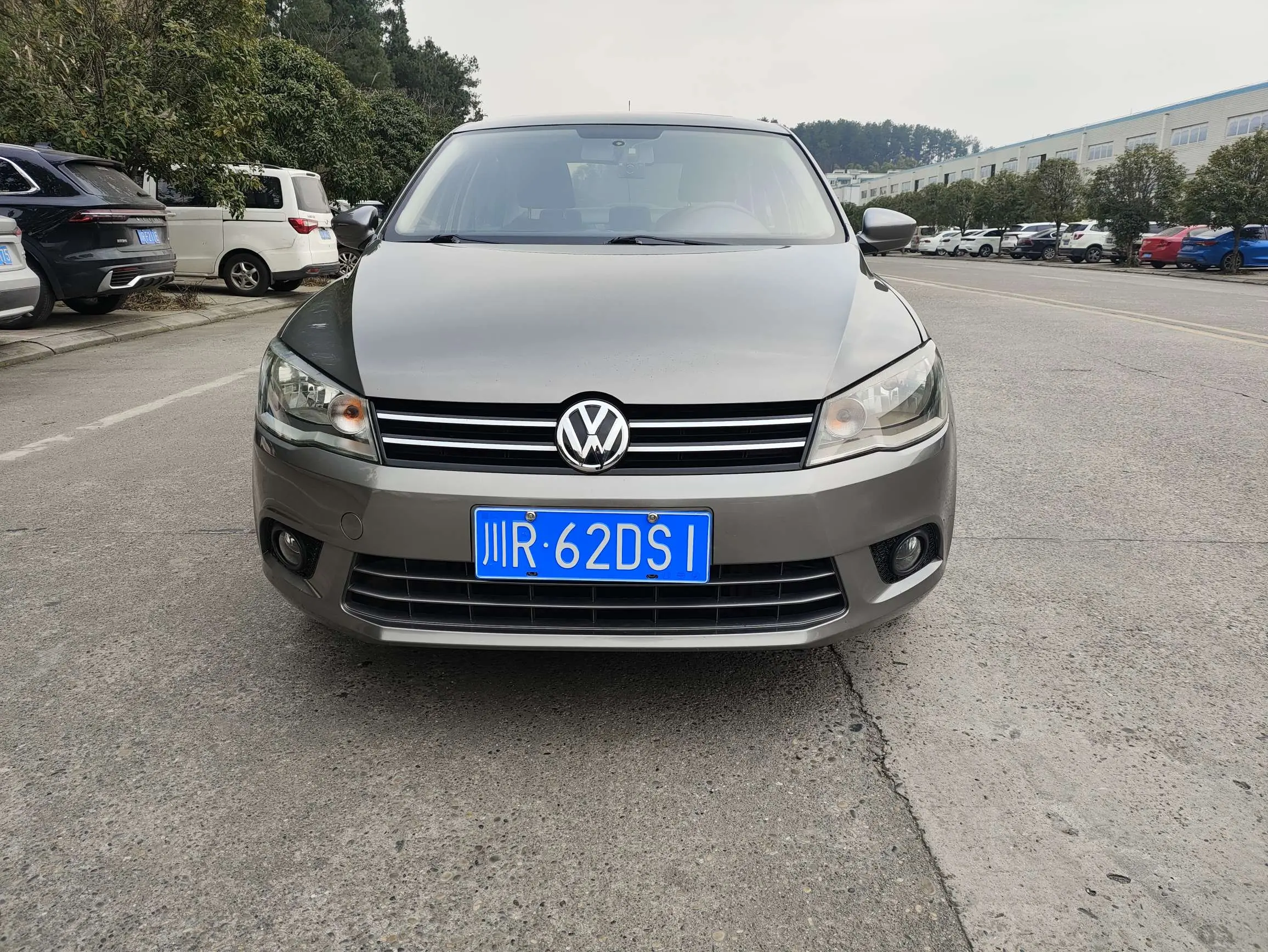 Volkswagen Jetta  из Китая