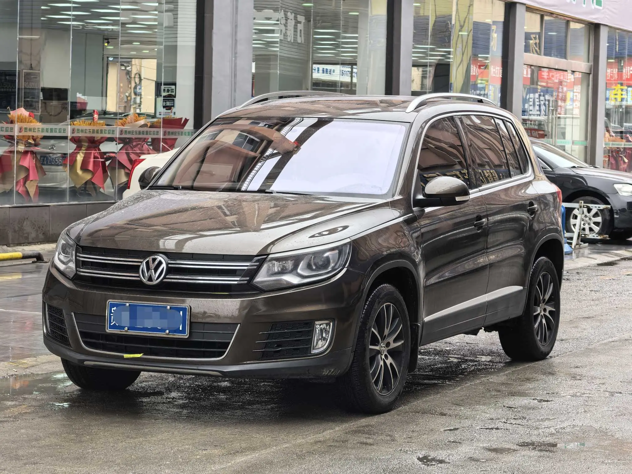 Volkswagen Tiguan  из Китая