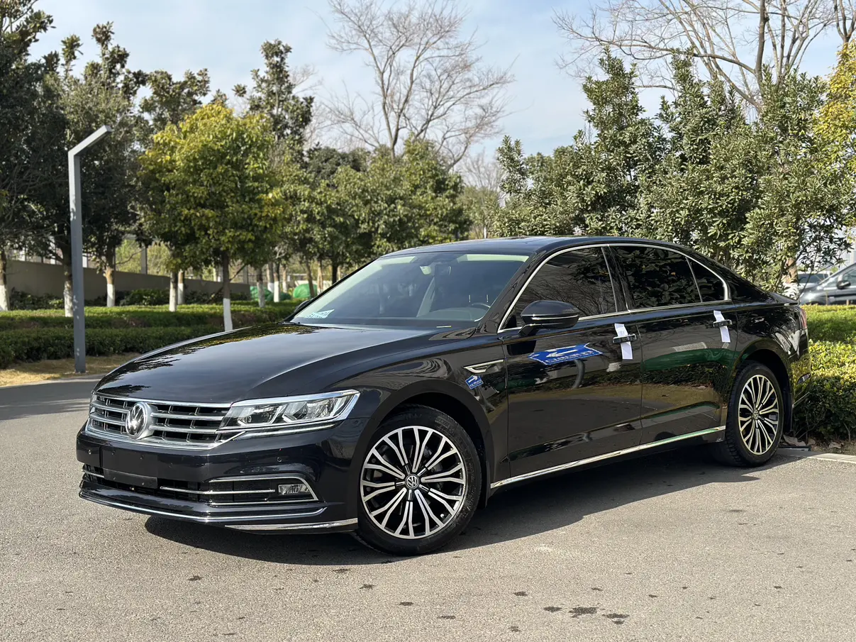 Volkswagen Hui Ang  из Китая