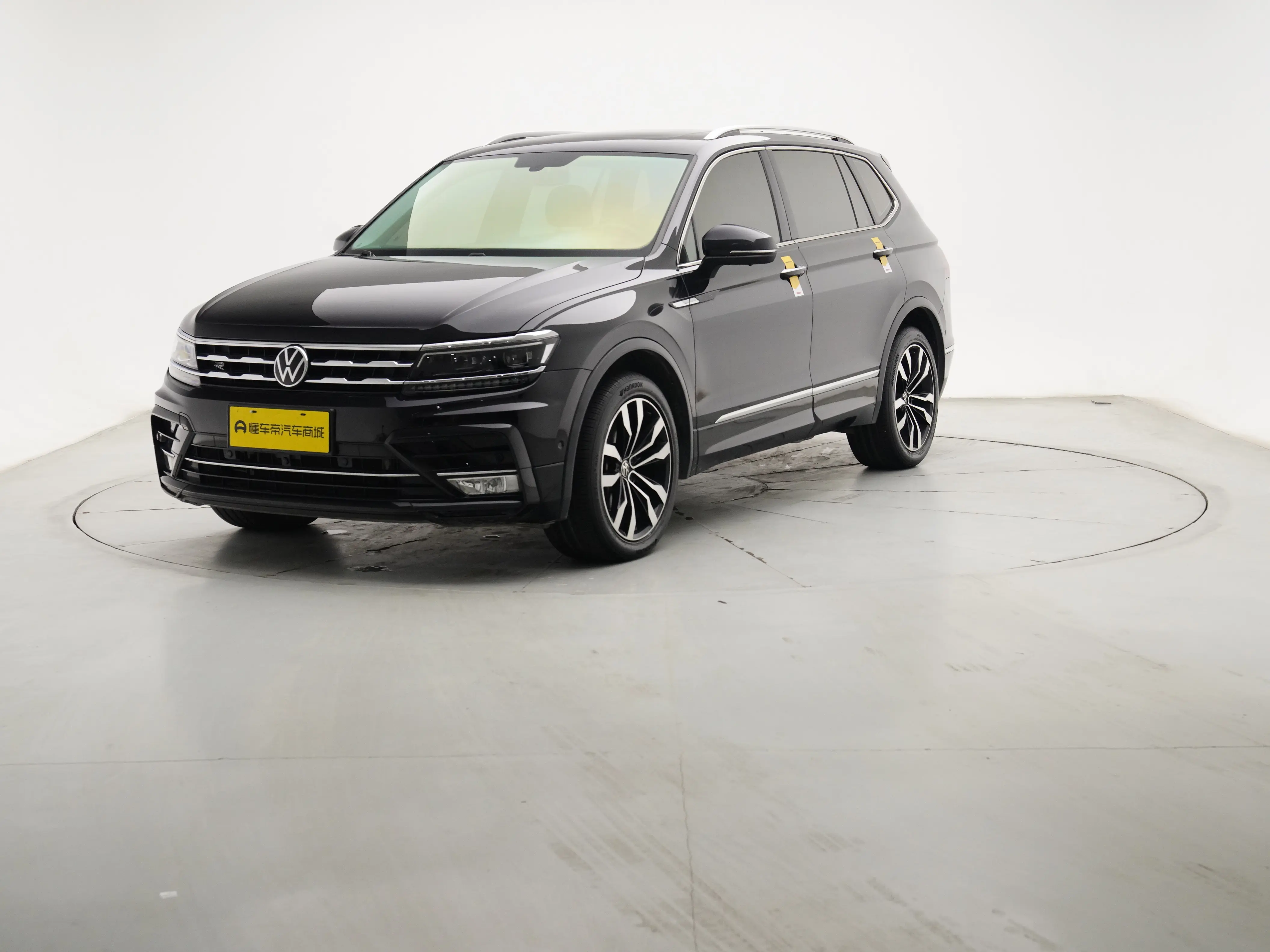 Volkswagen Tiguan L  из Китая