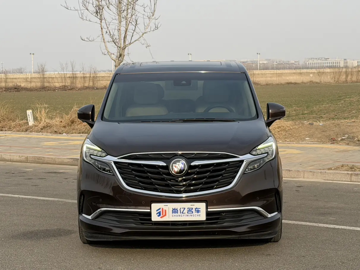 Buick GL8  из Китая