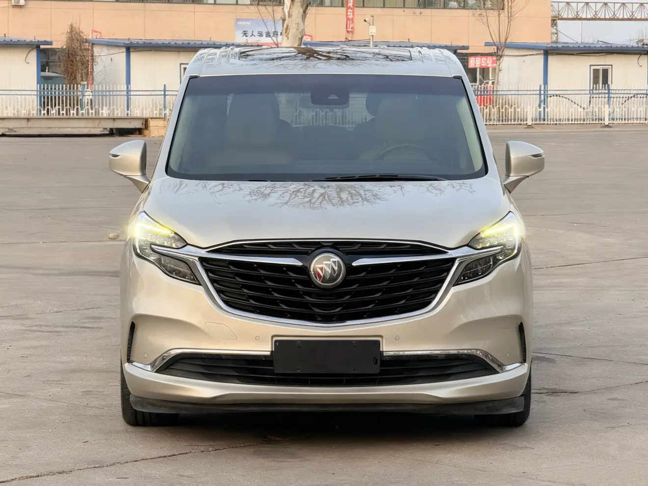Buick GL8  из Китая
