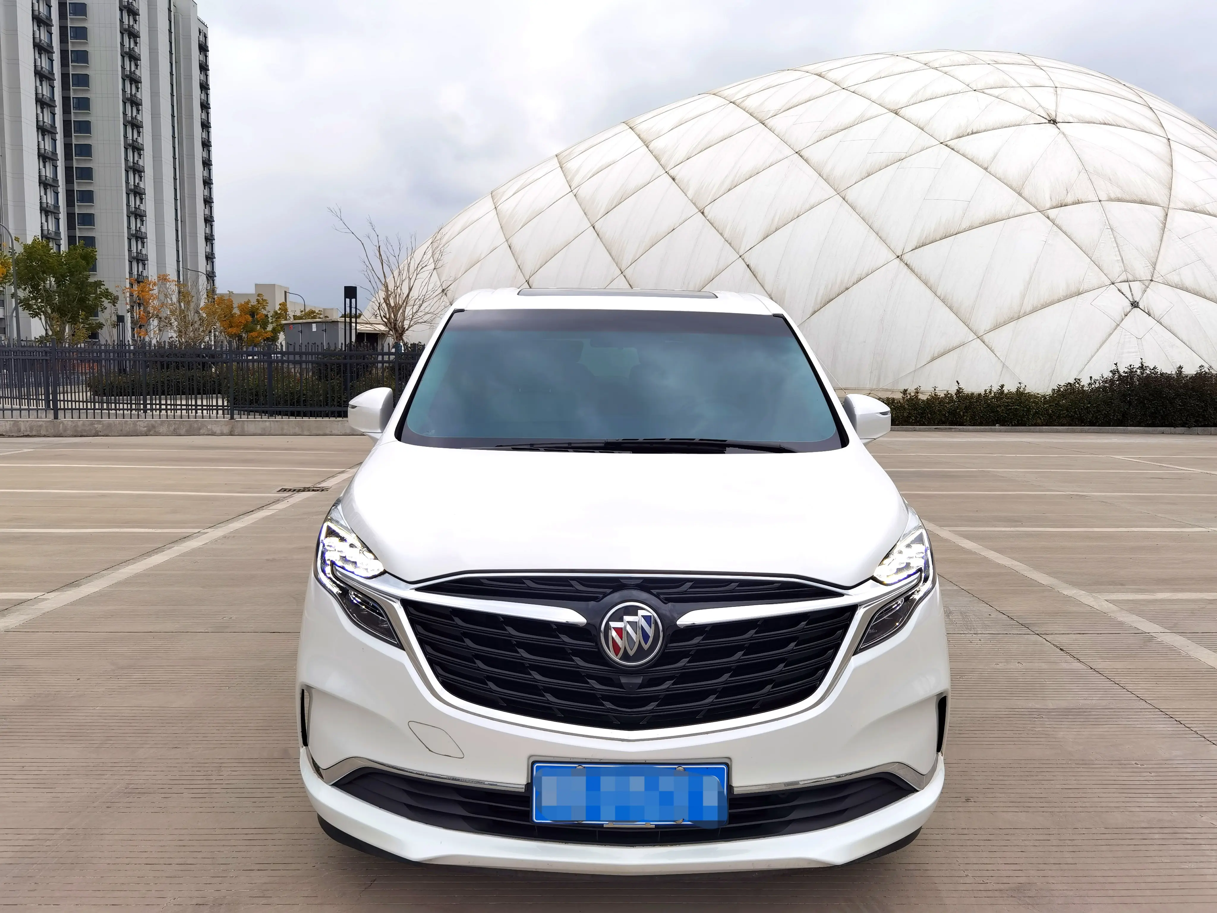 Buick GL8  из Китая