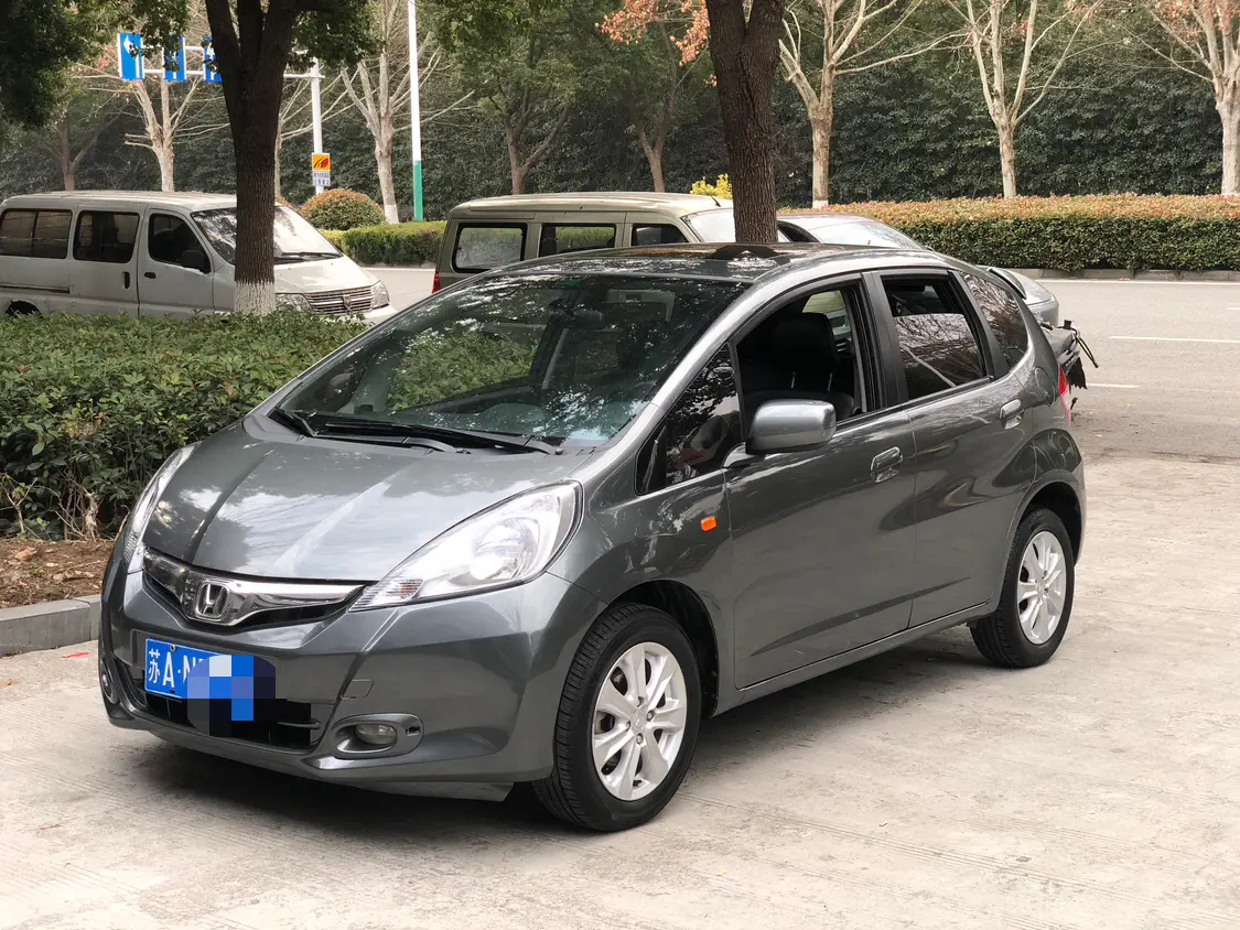 Honda Fit  из Китая