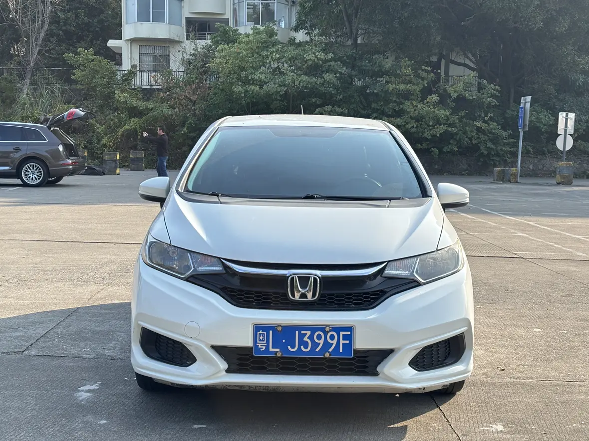 Honda Fit  из Китая