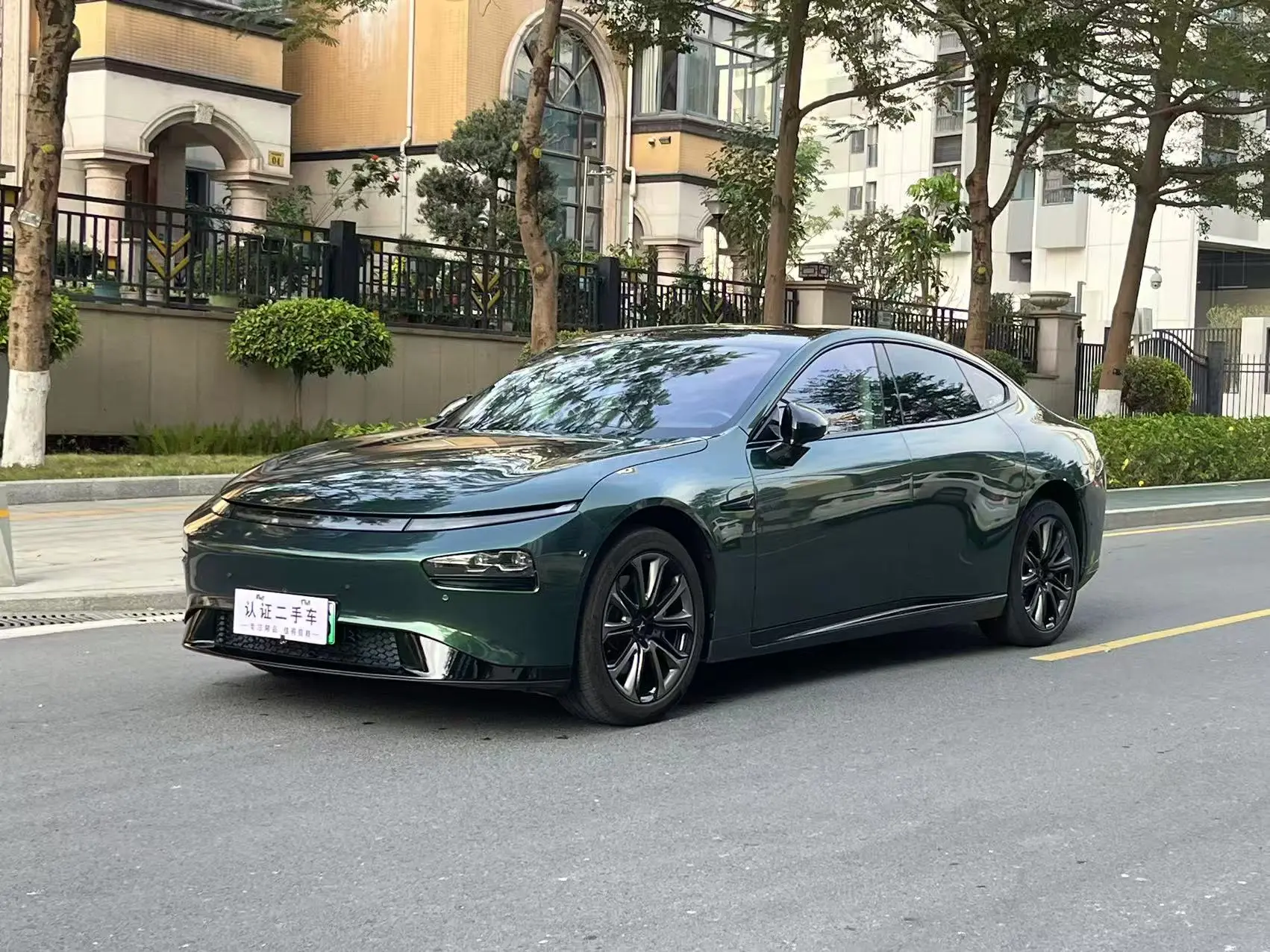 Xpeng P7  из Китая