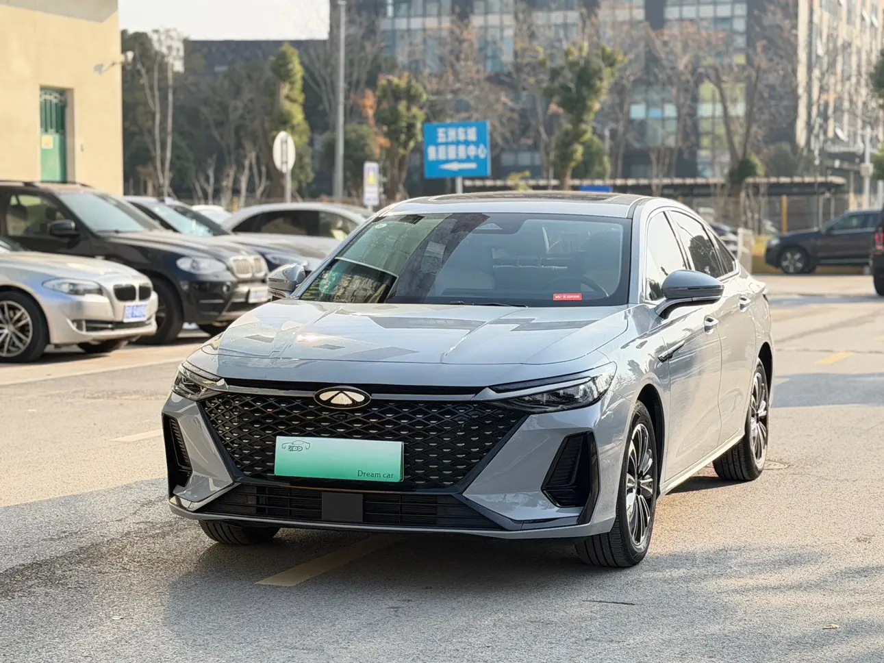 Chery Fengyun A8  из Китая