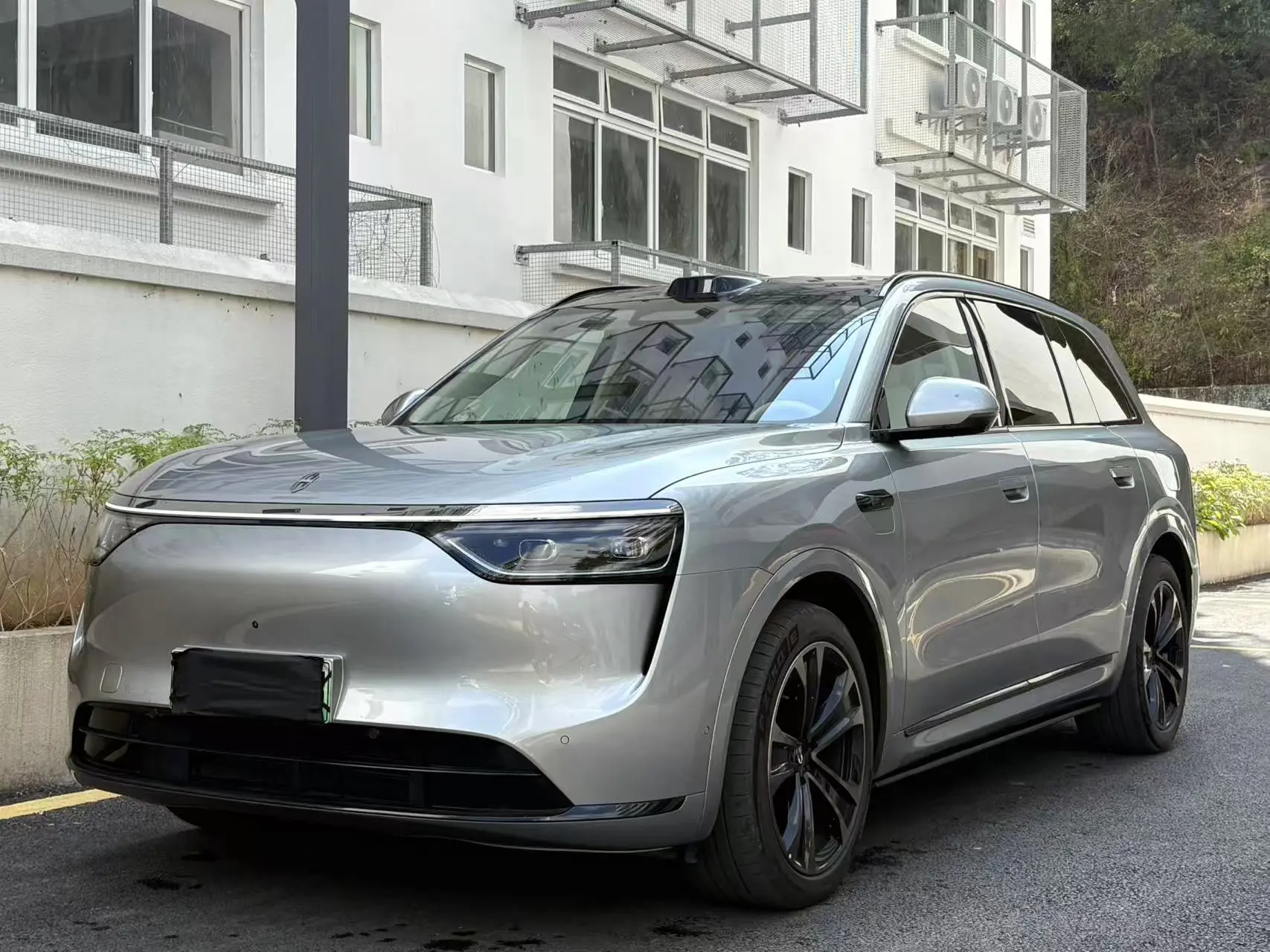 AITO QJM8  из Китая