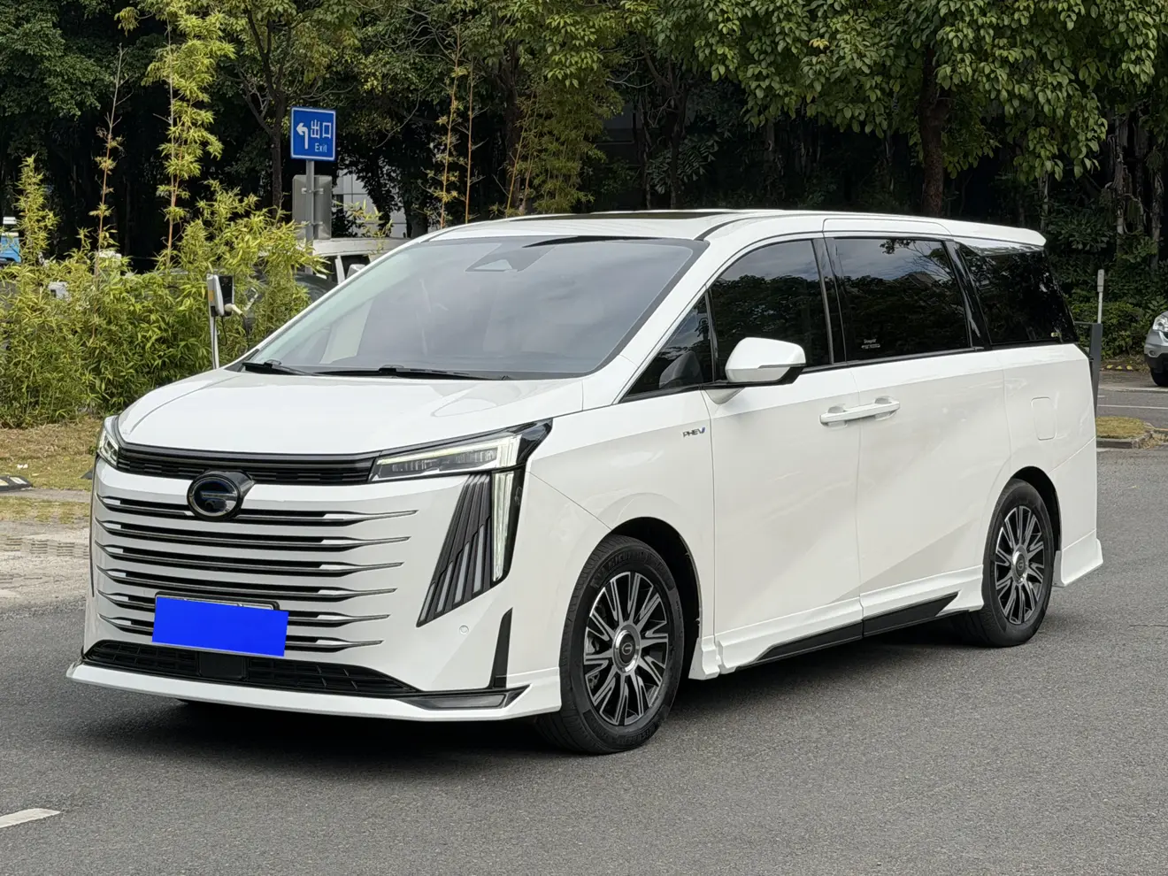 GAC Trumpchi E9 PHEV  из Китая