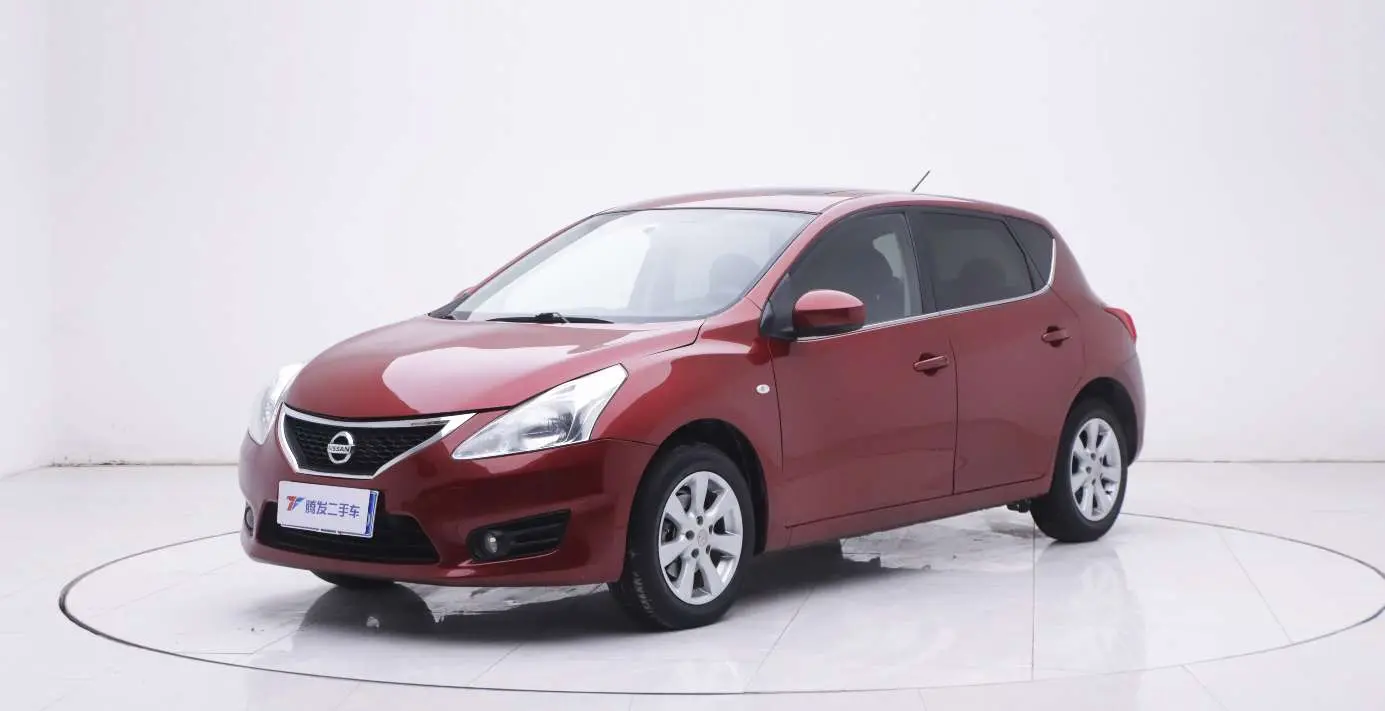 Nissan Tiida  из Китая