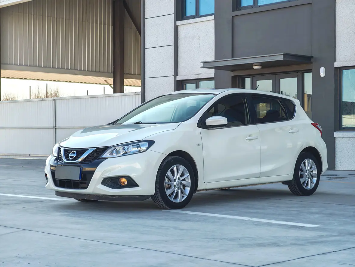 Nissan Tiida  из Китая