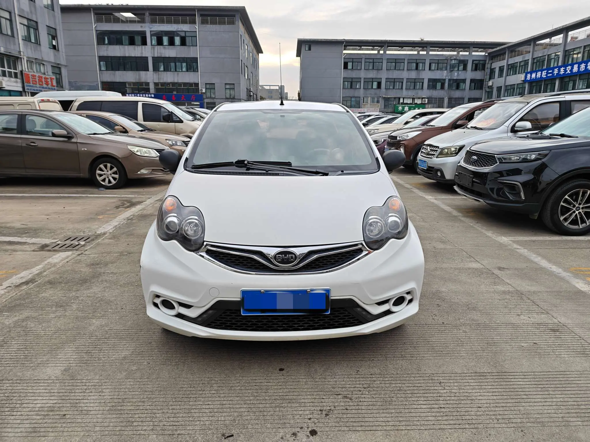 BYD F0  из Китая