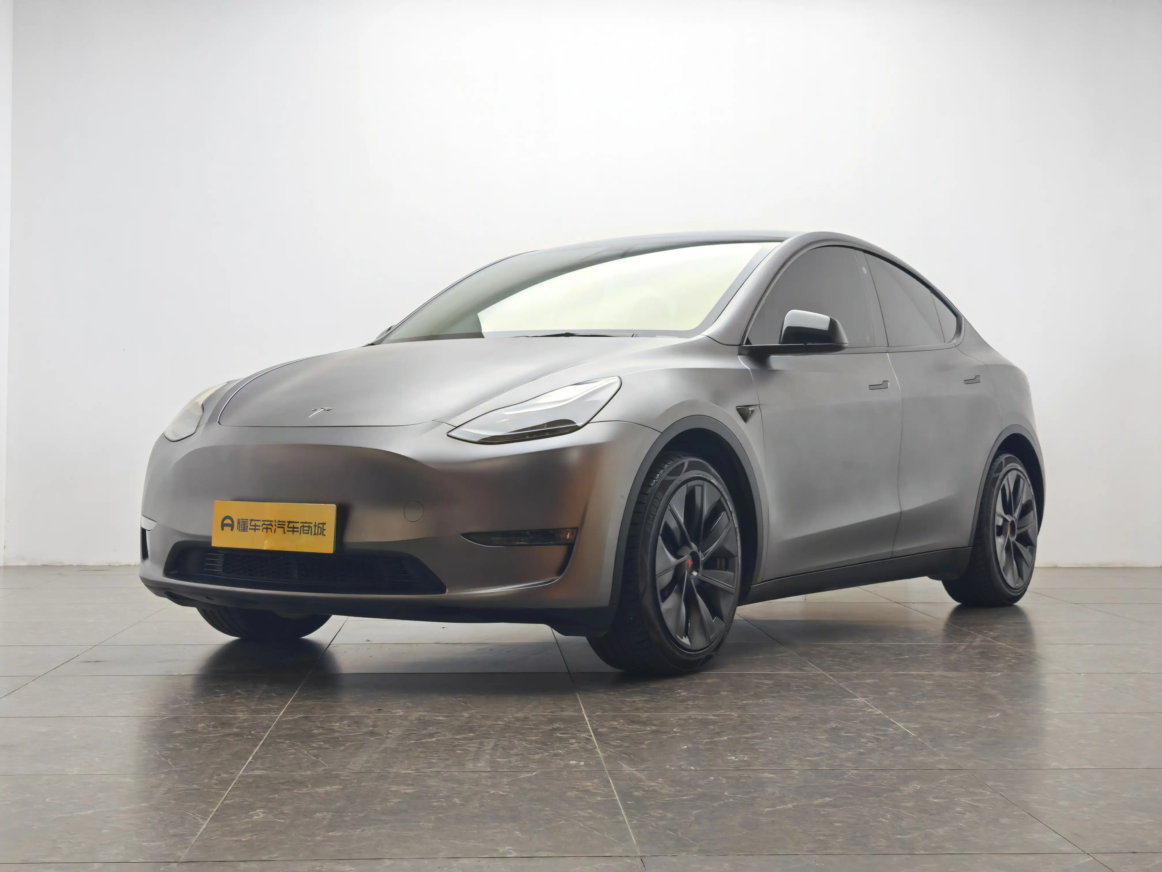 Tesla Model Y  из Китая