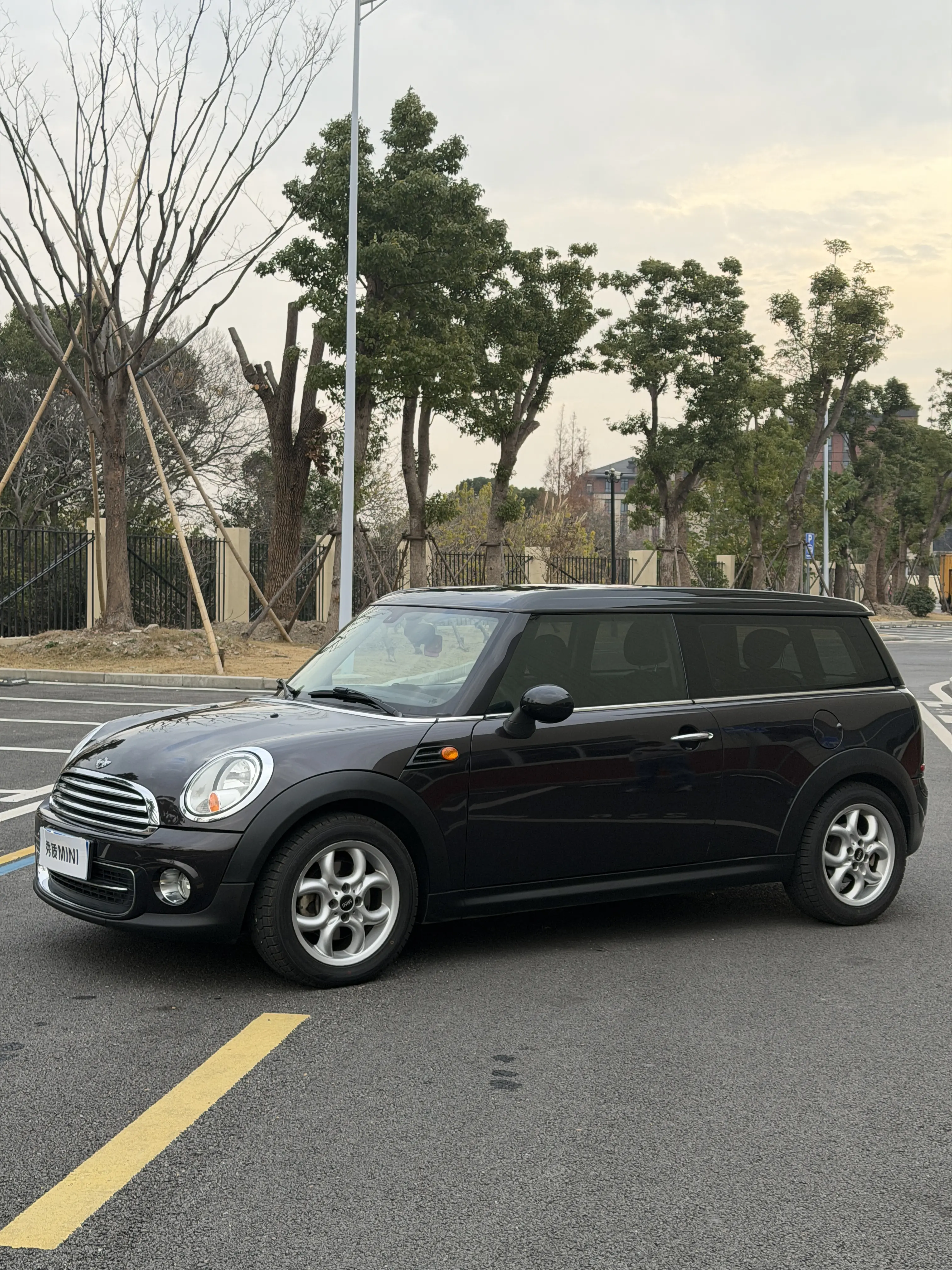 MINI CLUBMAN  из Китая