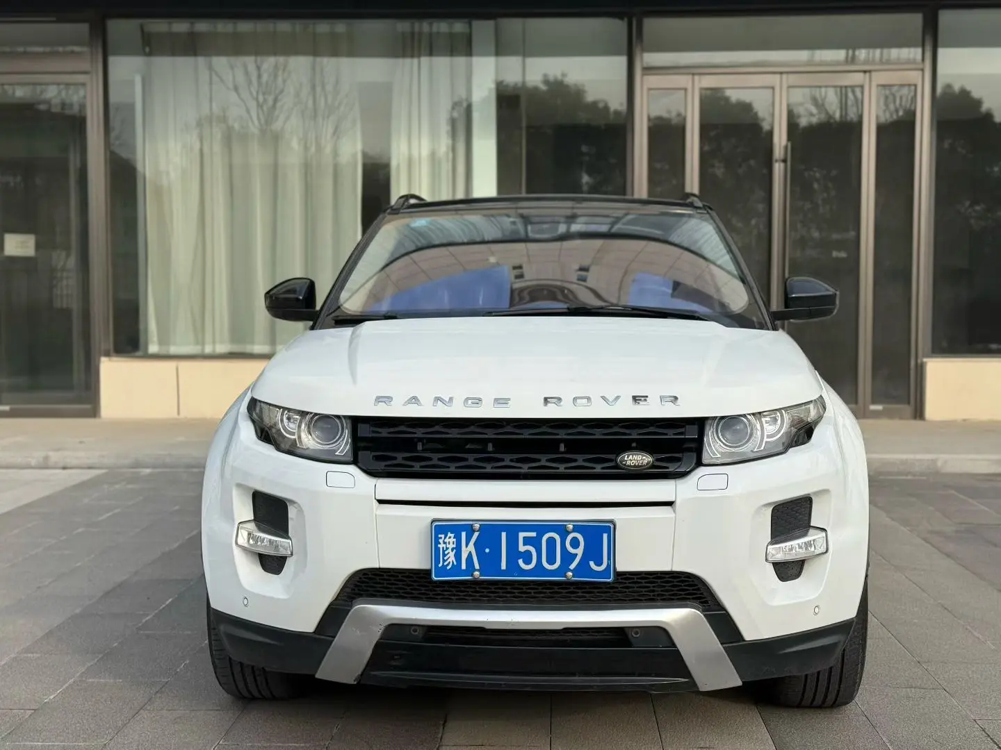 Land Rover Range Rover Evoque  из Китая