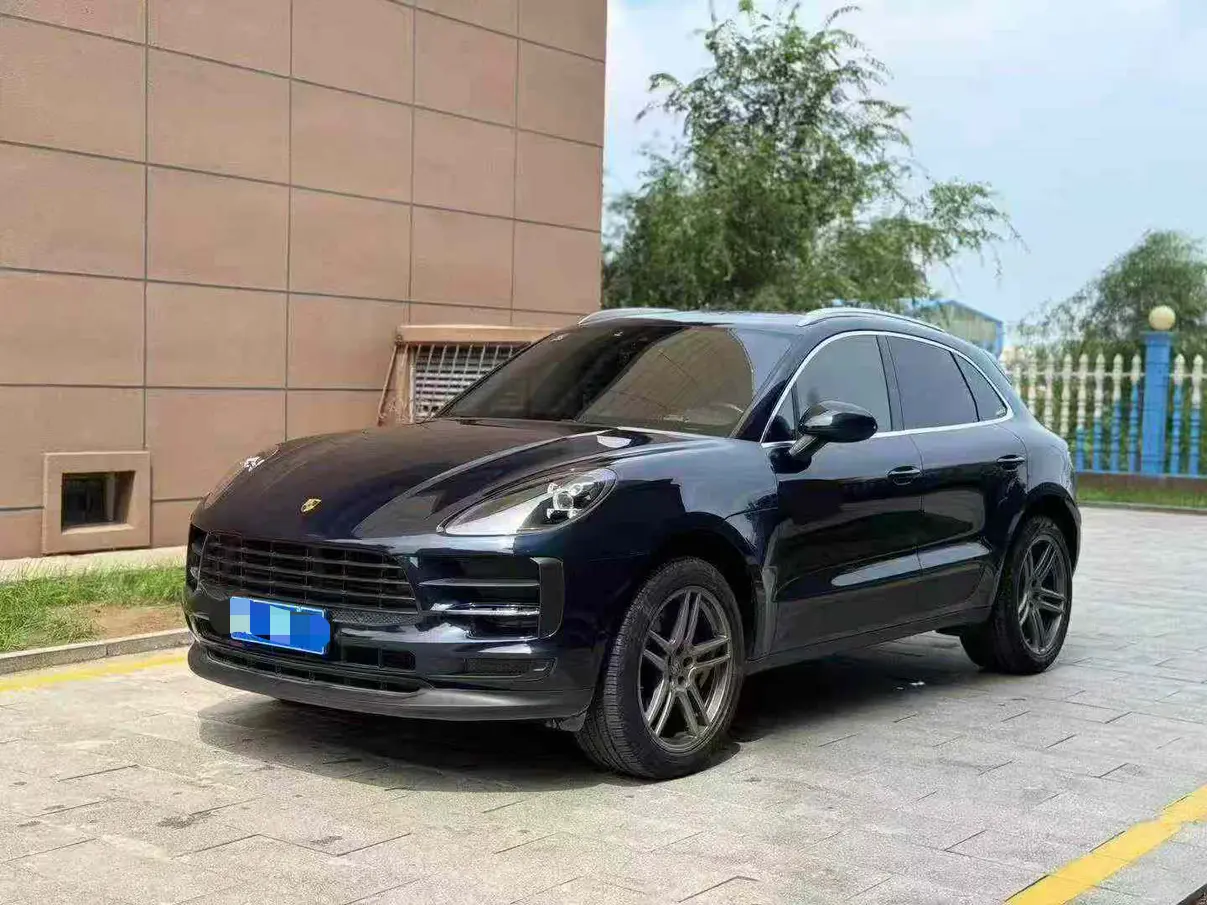 Porsche Macan  из Китая