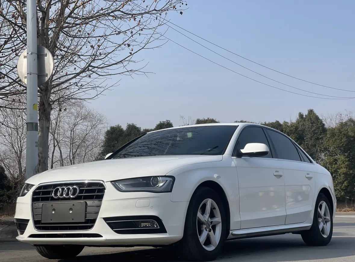 Audi A4L  из Китая