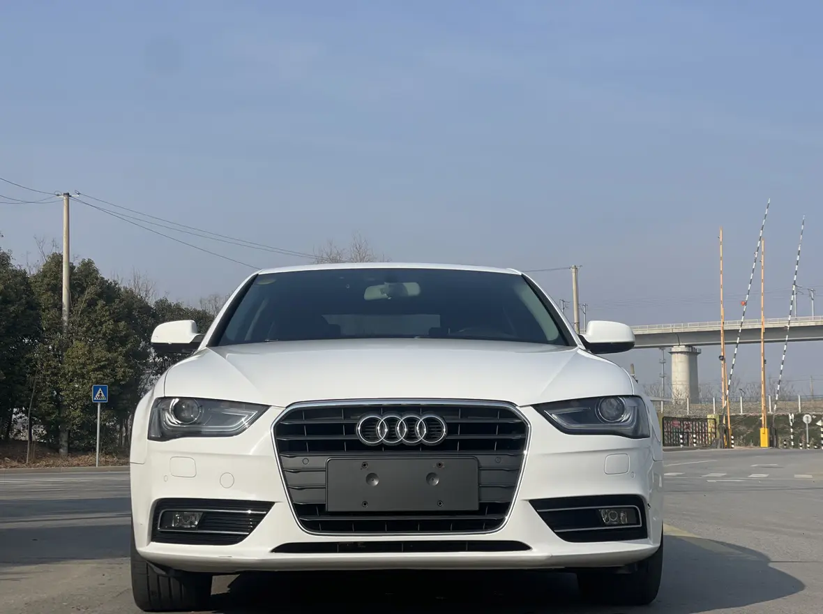 Audi A4L  из Китая