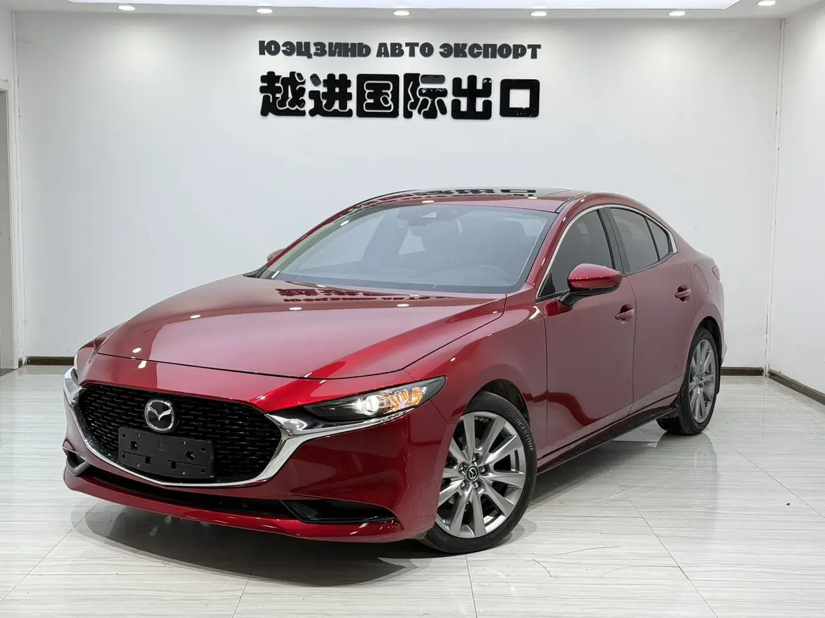 Mazda Axela (Mazda3)  из Китая