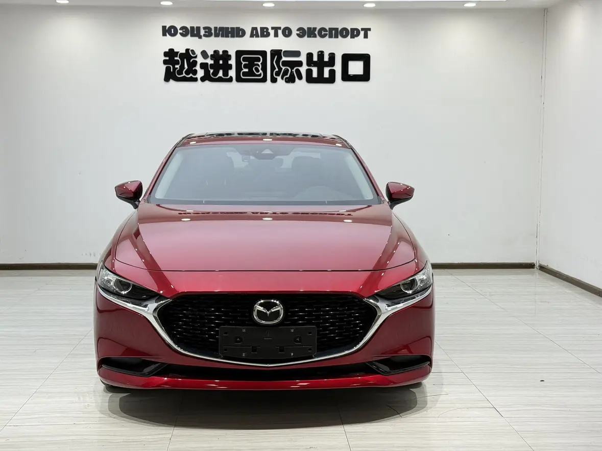 Mazda Axela (Mazda3)  из Китая