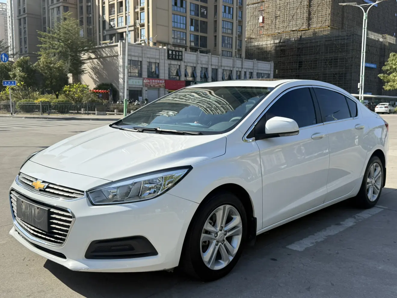 Chevrolet Monza (Cruze)  из Китая