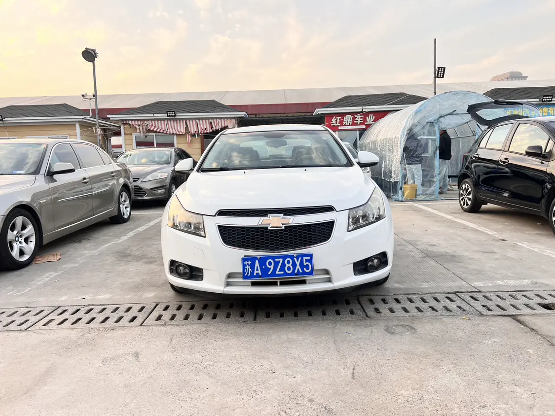 Chevrolet Monza (Cruze)  из Китая