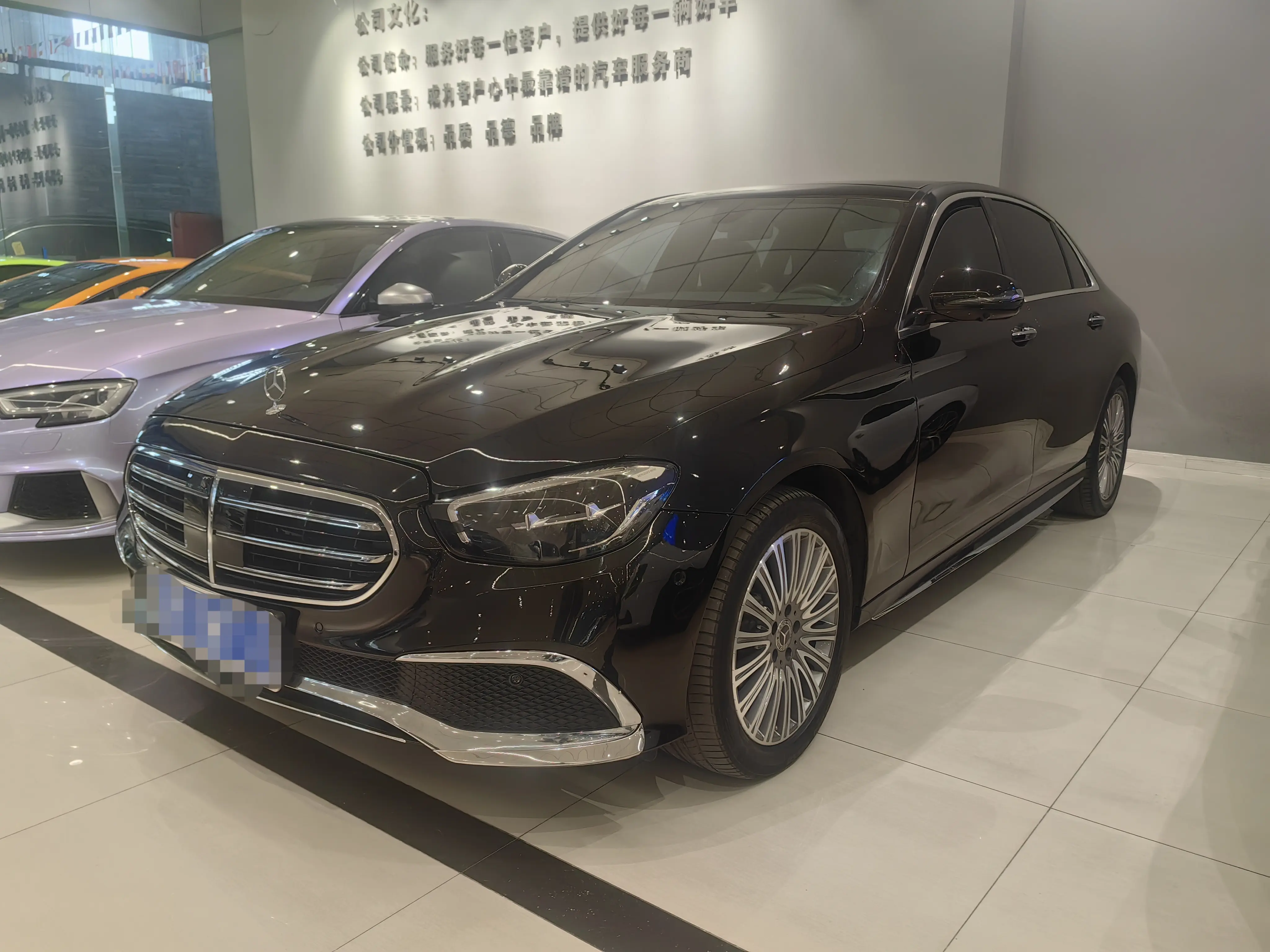 Mercedes-Benz E-Class  из Китая