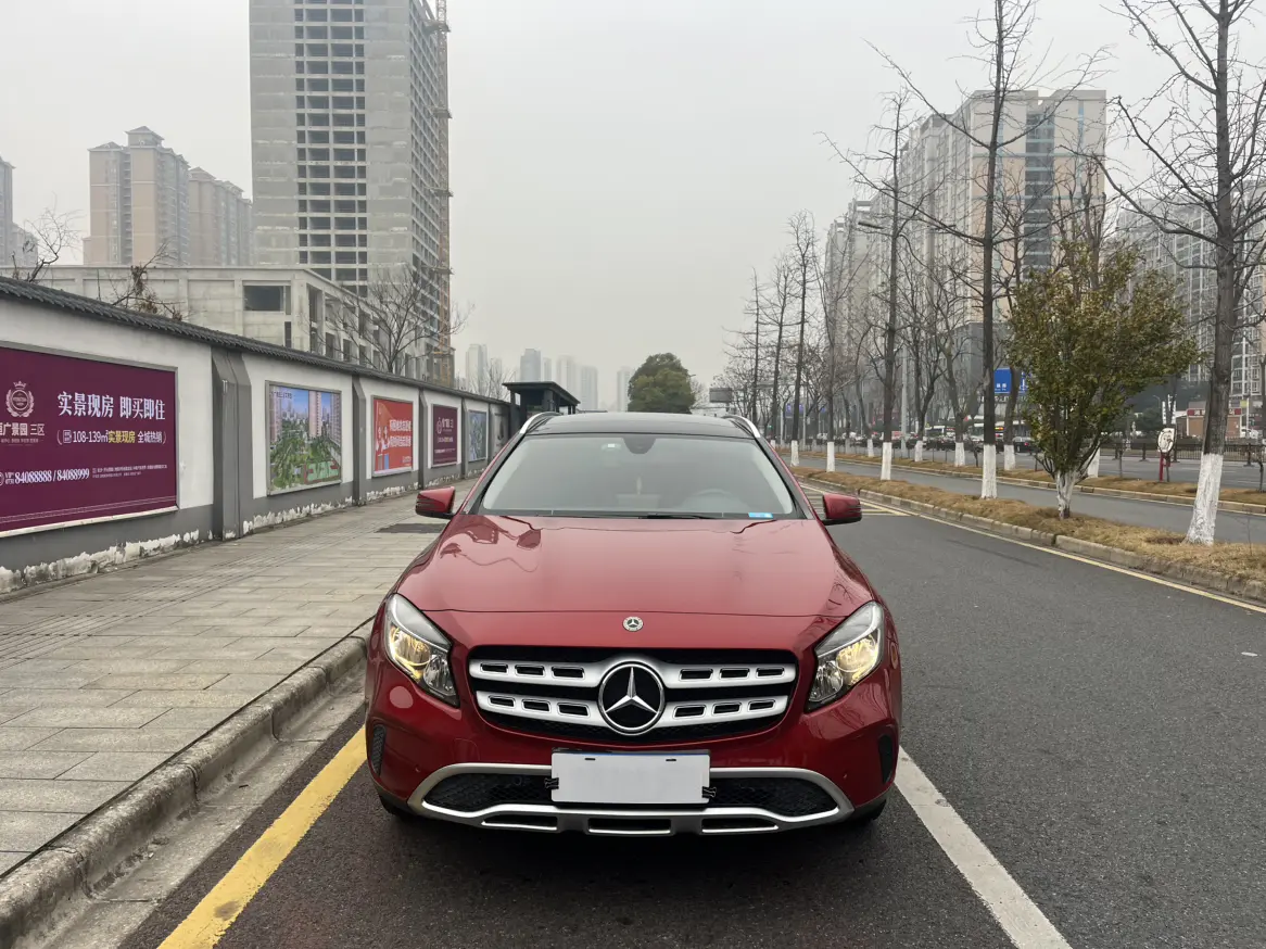 Mercedes-Benz GLA  из Китая