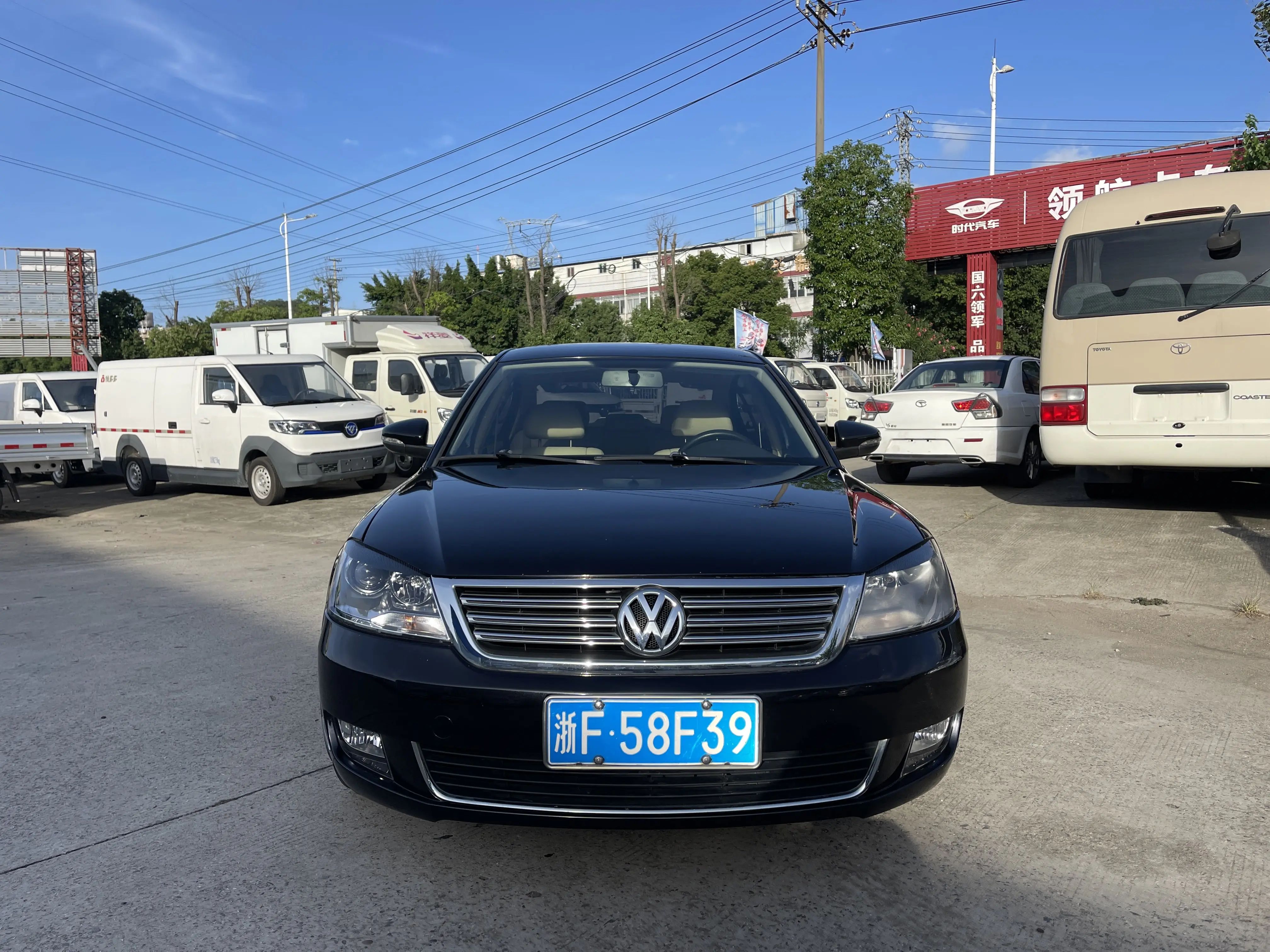 Volkswagen Passat  из Китая