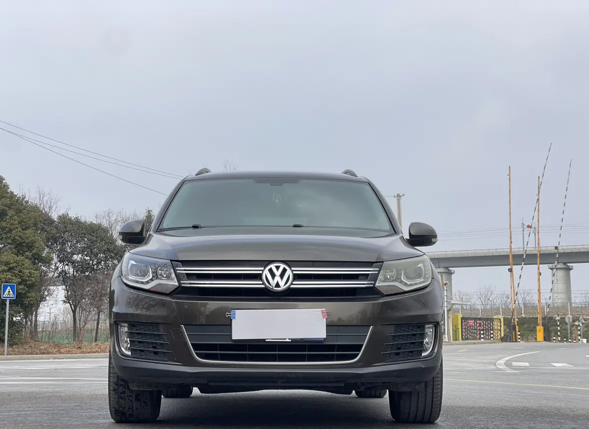 Volkswagen Tiguan  из Китая