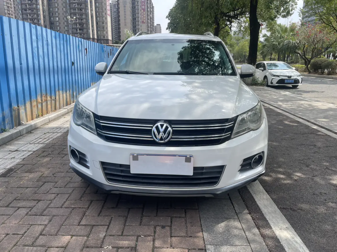 Volkswagen Tiguan  из Китая