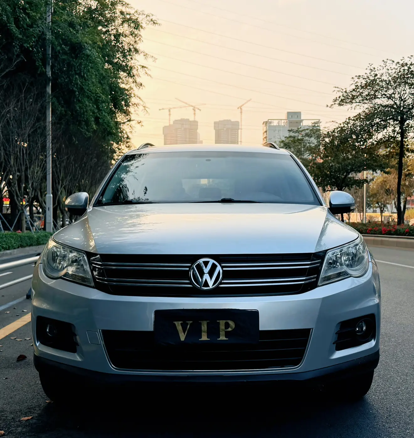 Volkswagen Tiguan  из Китая