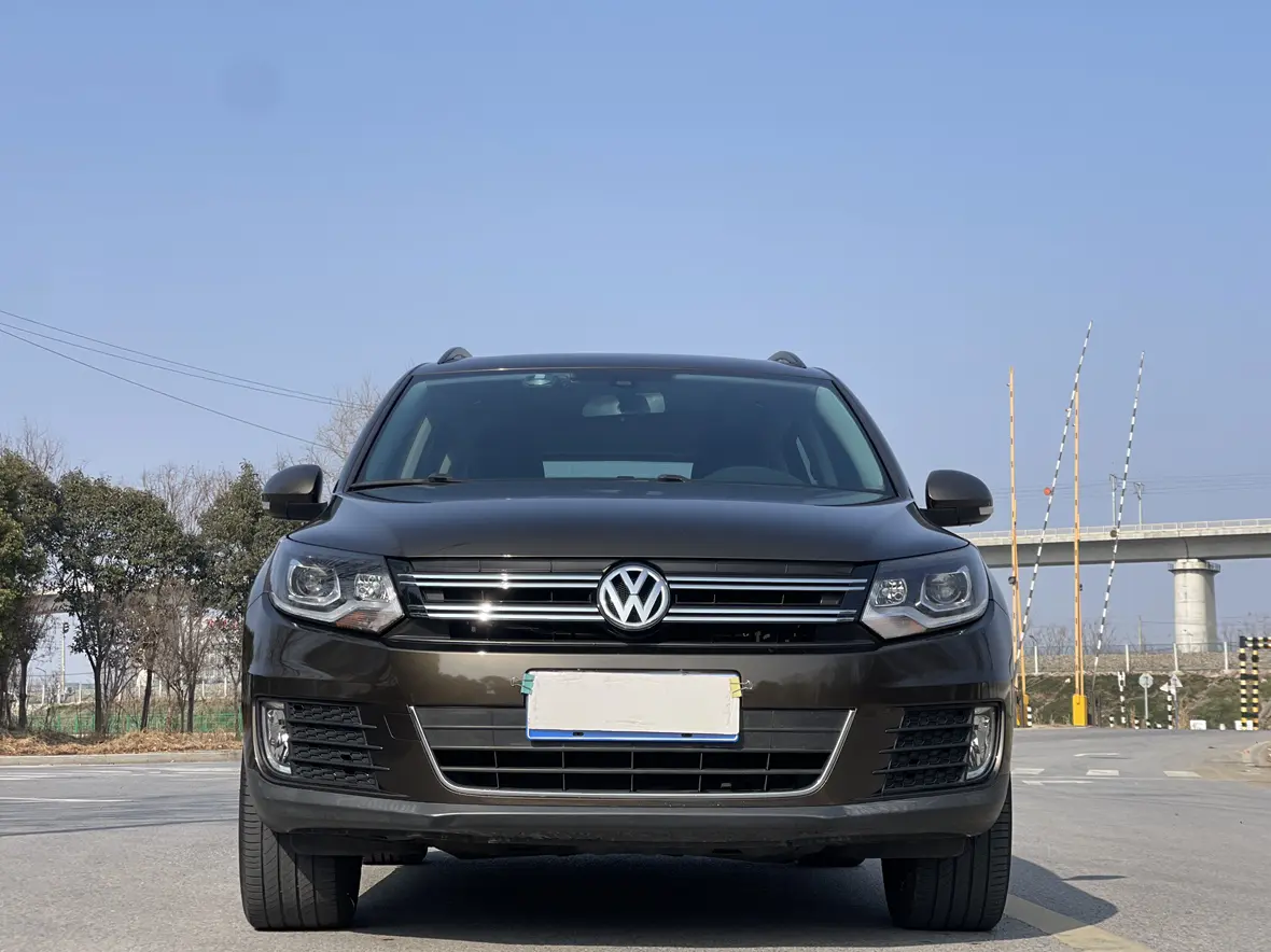 Volkswagen Tiguan  из Китая